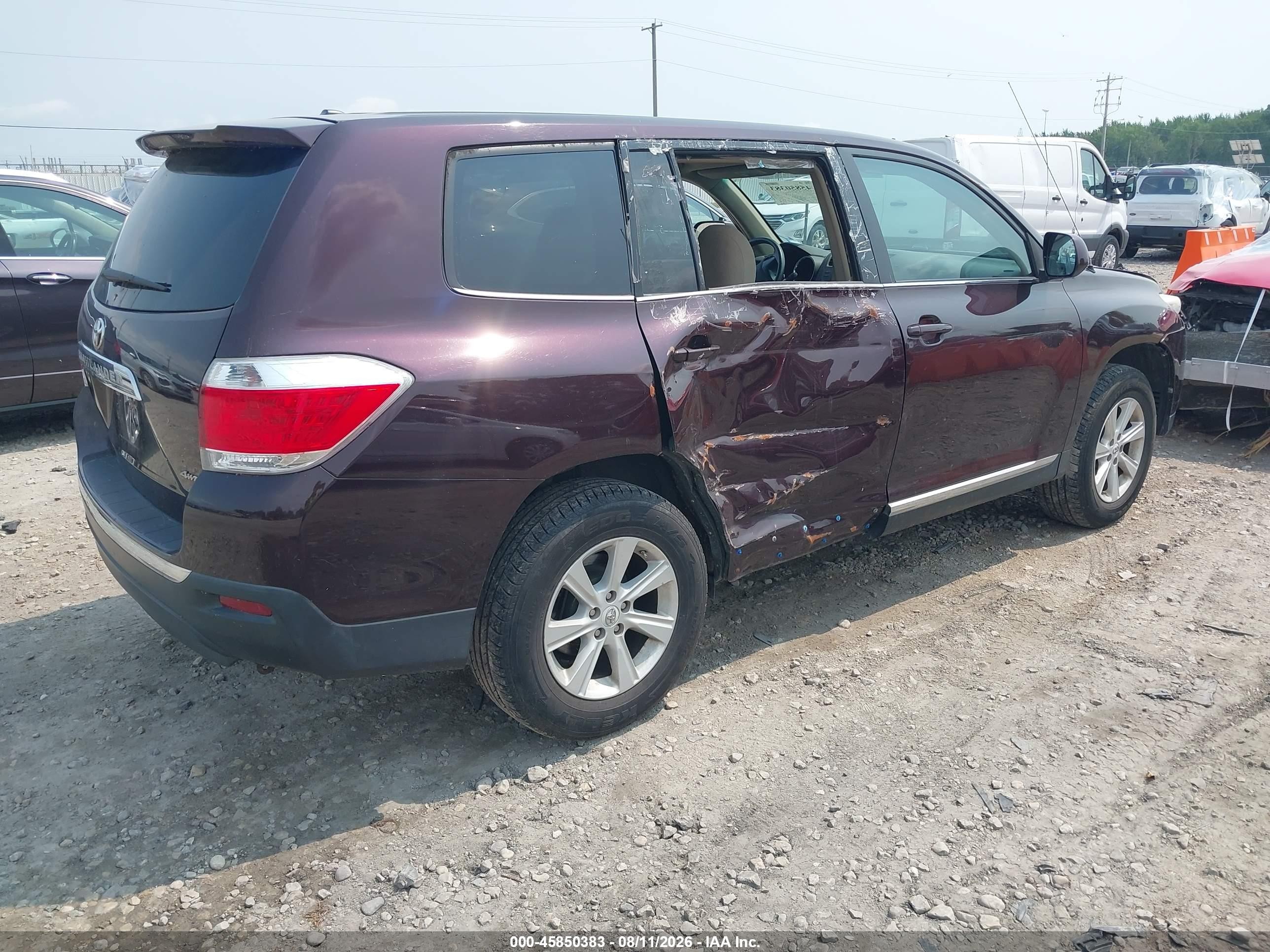 2011 Toyota Highlander Base V6 Gray vin: 5TDBK3EH7BS066628