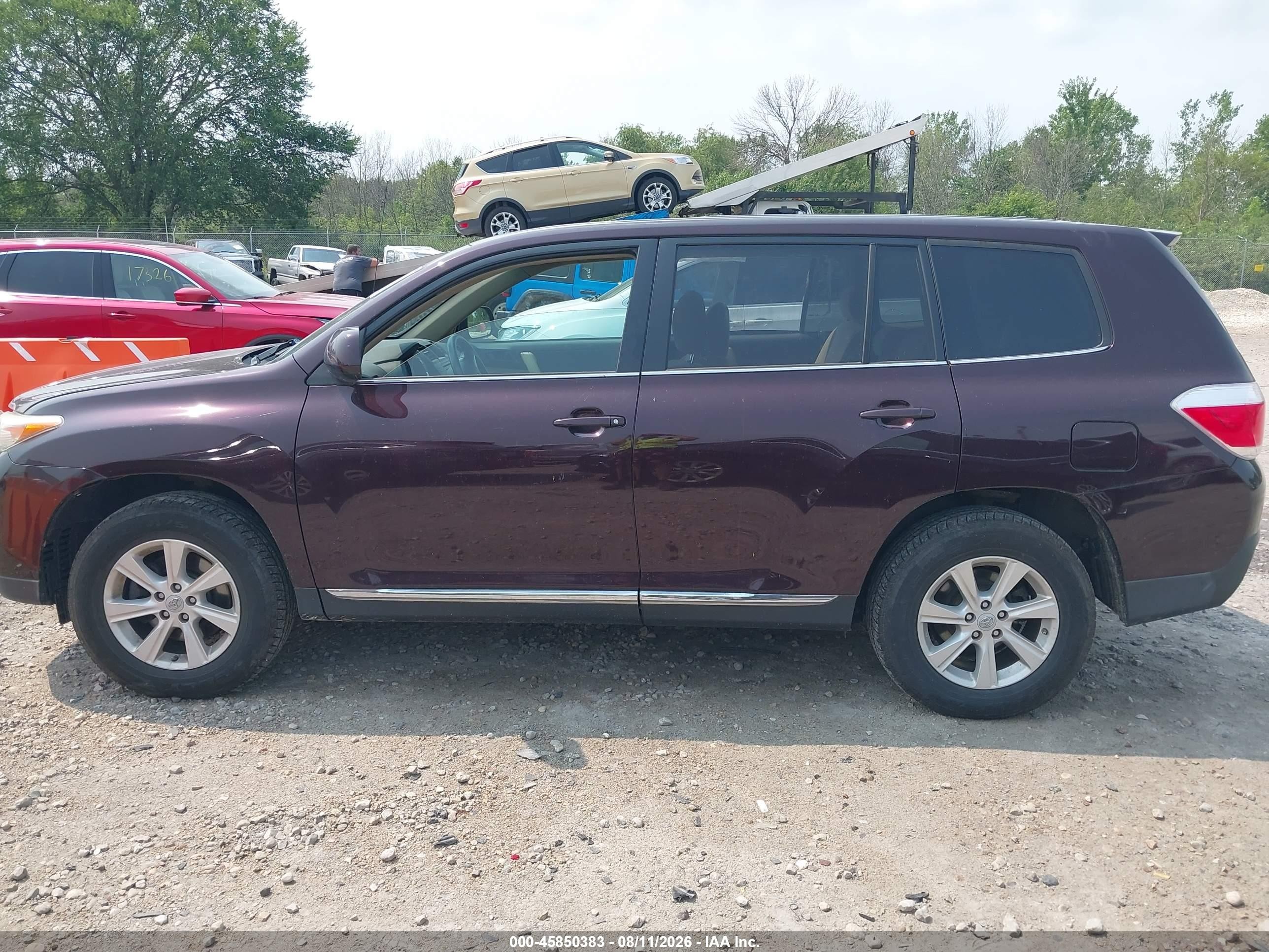 2011 Toyota Highlander Base V6 Gray vin: 5TDBK3EH7BS066628