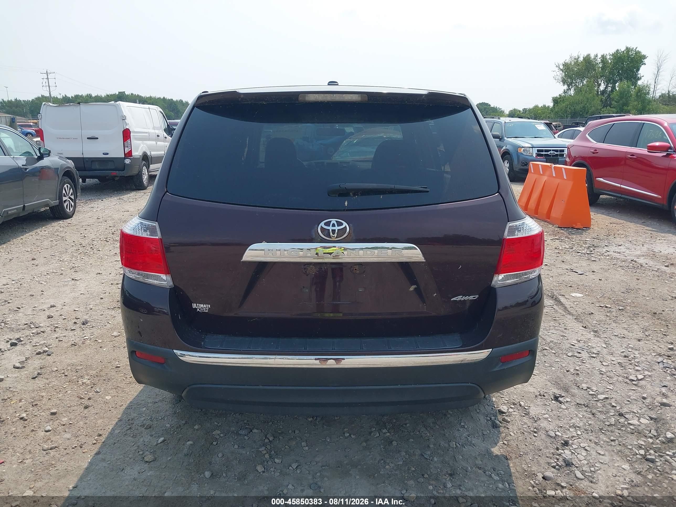 2011 Toyota Highlander Base V6 Gray vin: 5TDBK3EH7BS066628