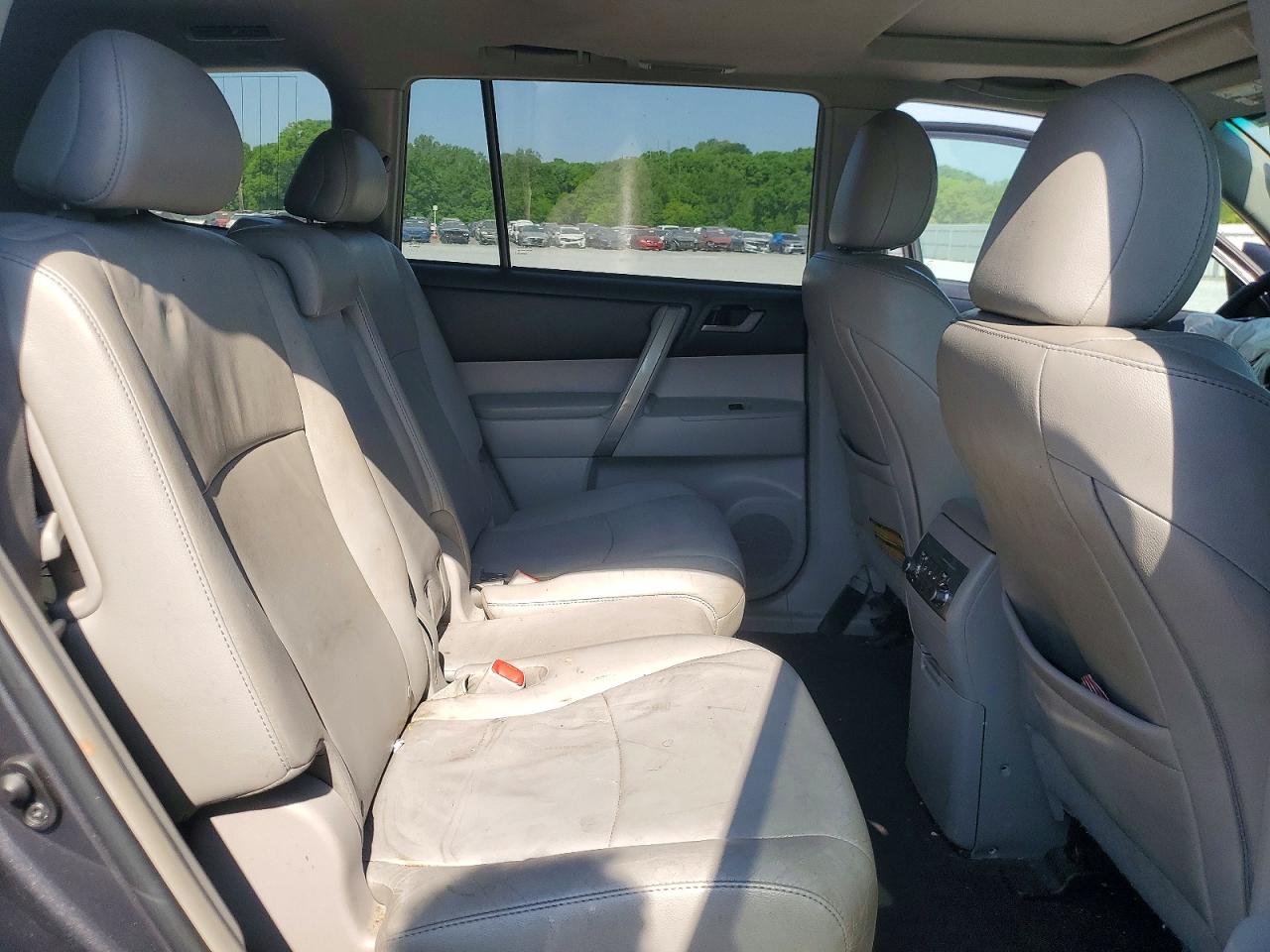 2011 Toyota Highlander Se Charcoal vin: 5TDBK3EH7BS075782