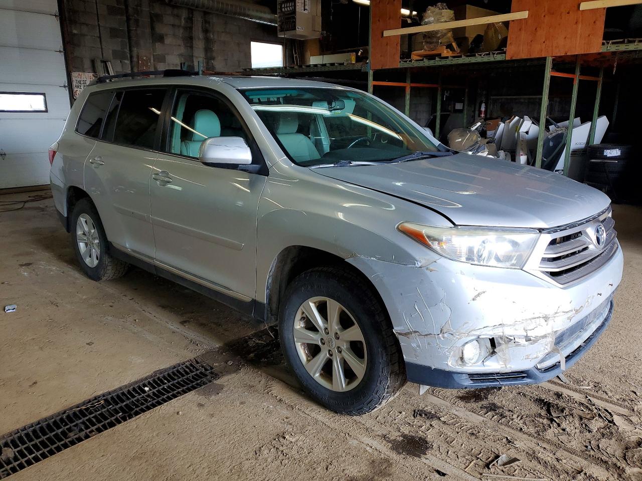 2011 Toyota Highlander Se Серебряный vin: 5TDBK3EH7BS084160