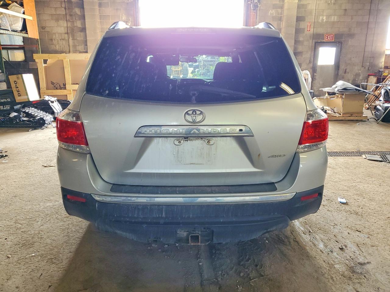 2011 Toyota Highlander Se Серебряный vin: 5TDBK3EH7BS084160