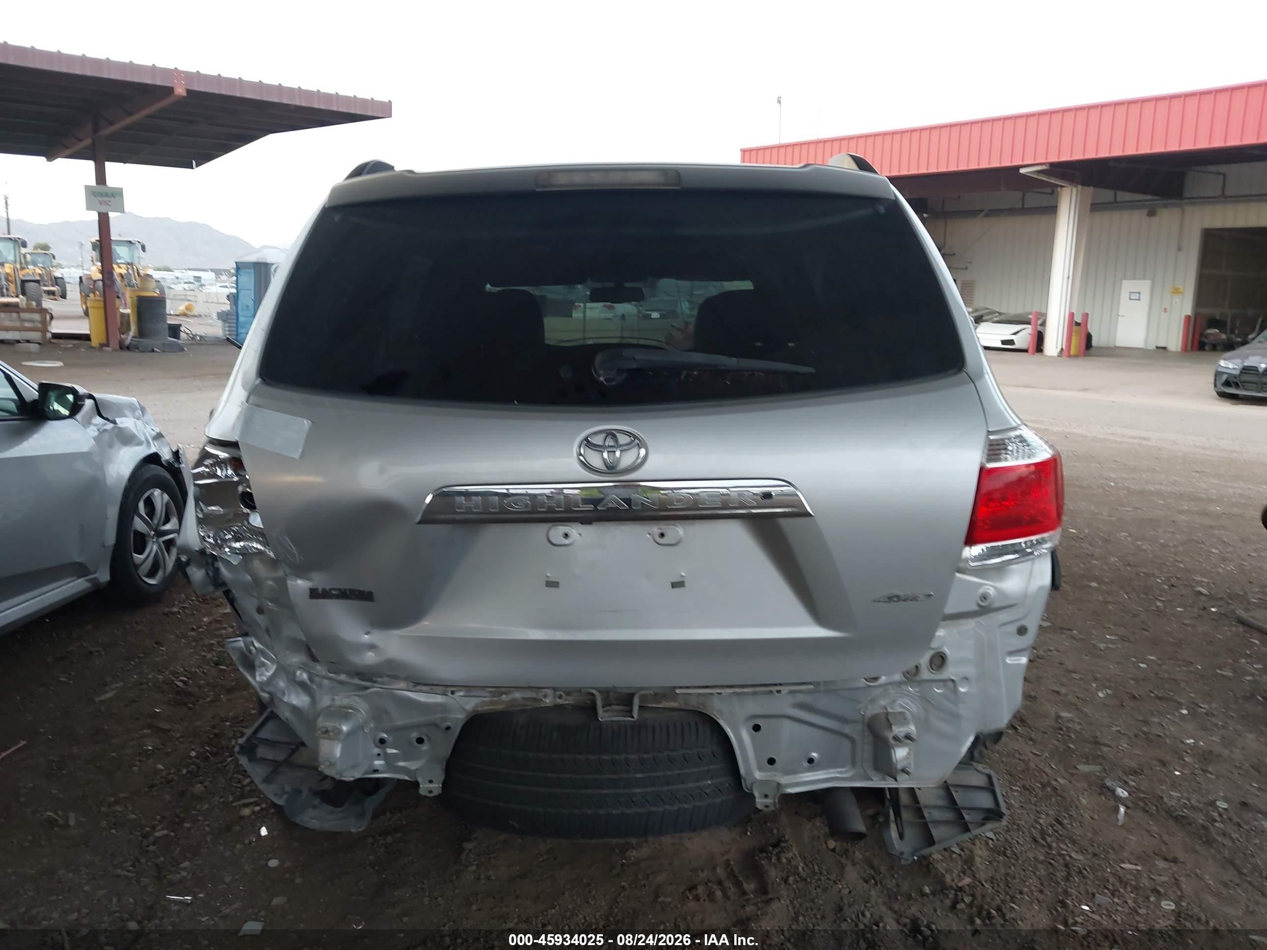 2012 Toyota Highlander Se V6 Silver vin: 5TDBK3EH7CS129549