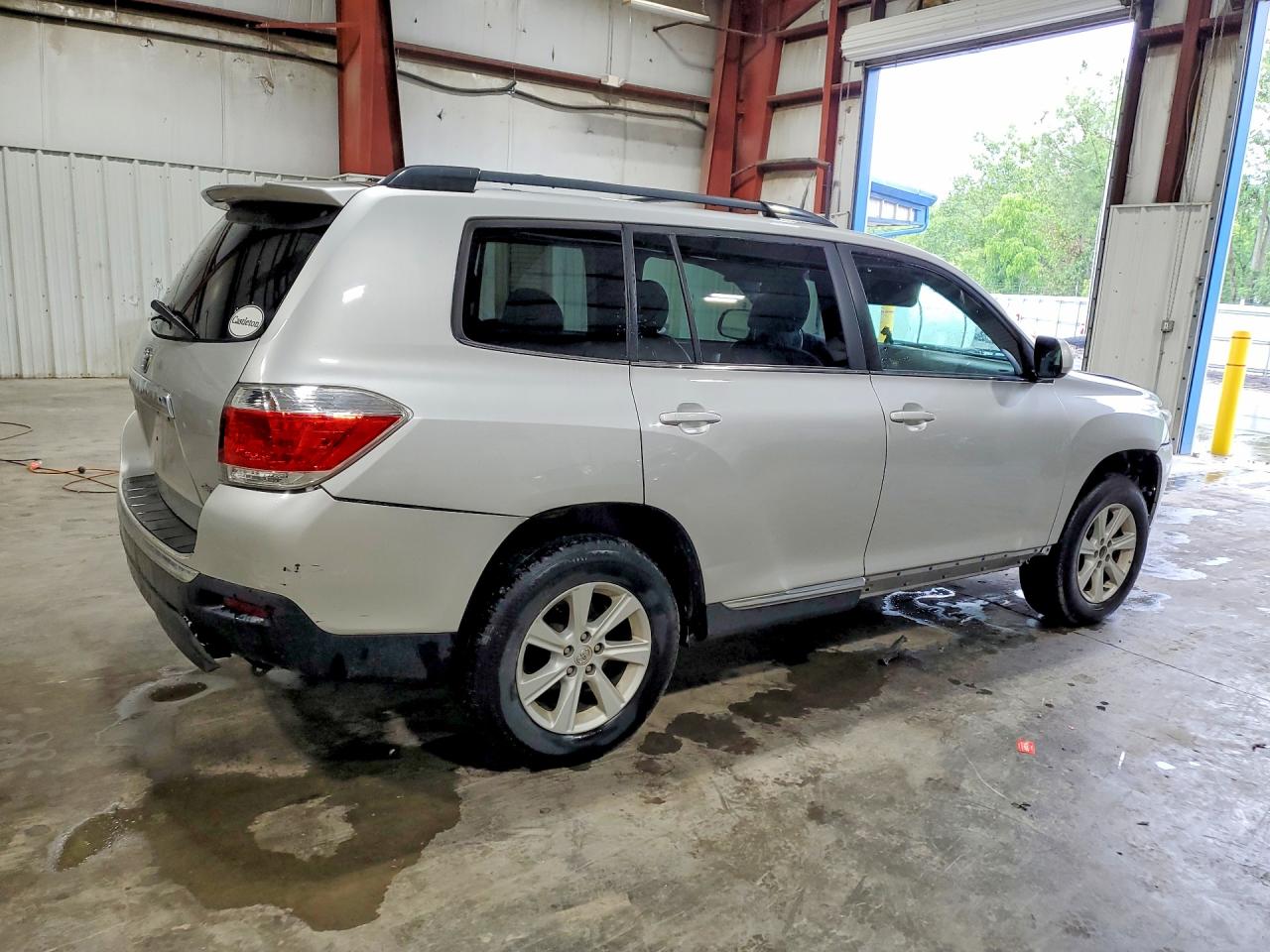 2012 Toyota Highlander Se Silver vin: 5TDBK3EH7CS135206