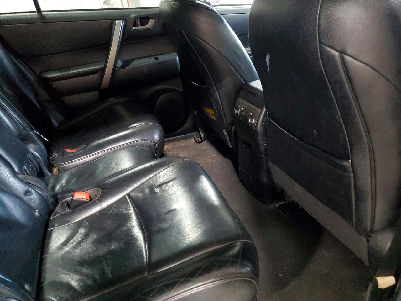 2012 Toyota Highlander Se Silver vin: 5TDBK3EH7CS135206