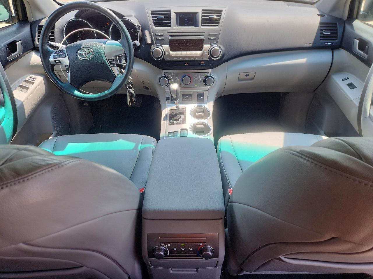 2012 Toyota Highlander Se Серебряный vin: 5TDBK3EH7CS154063