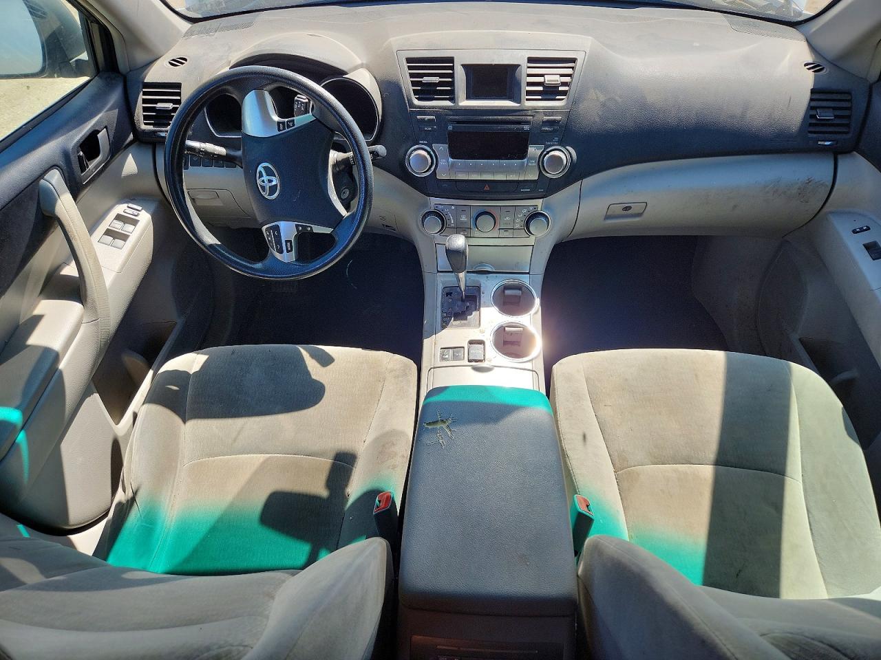 2012 Toyota Highlander Base Silver vin: 5TDBK3EH7CS154113