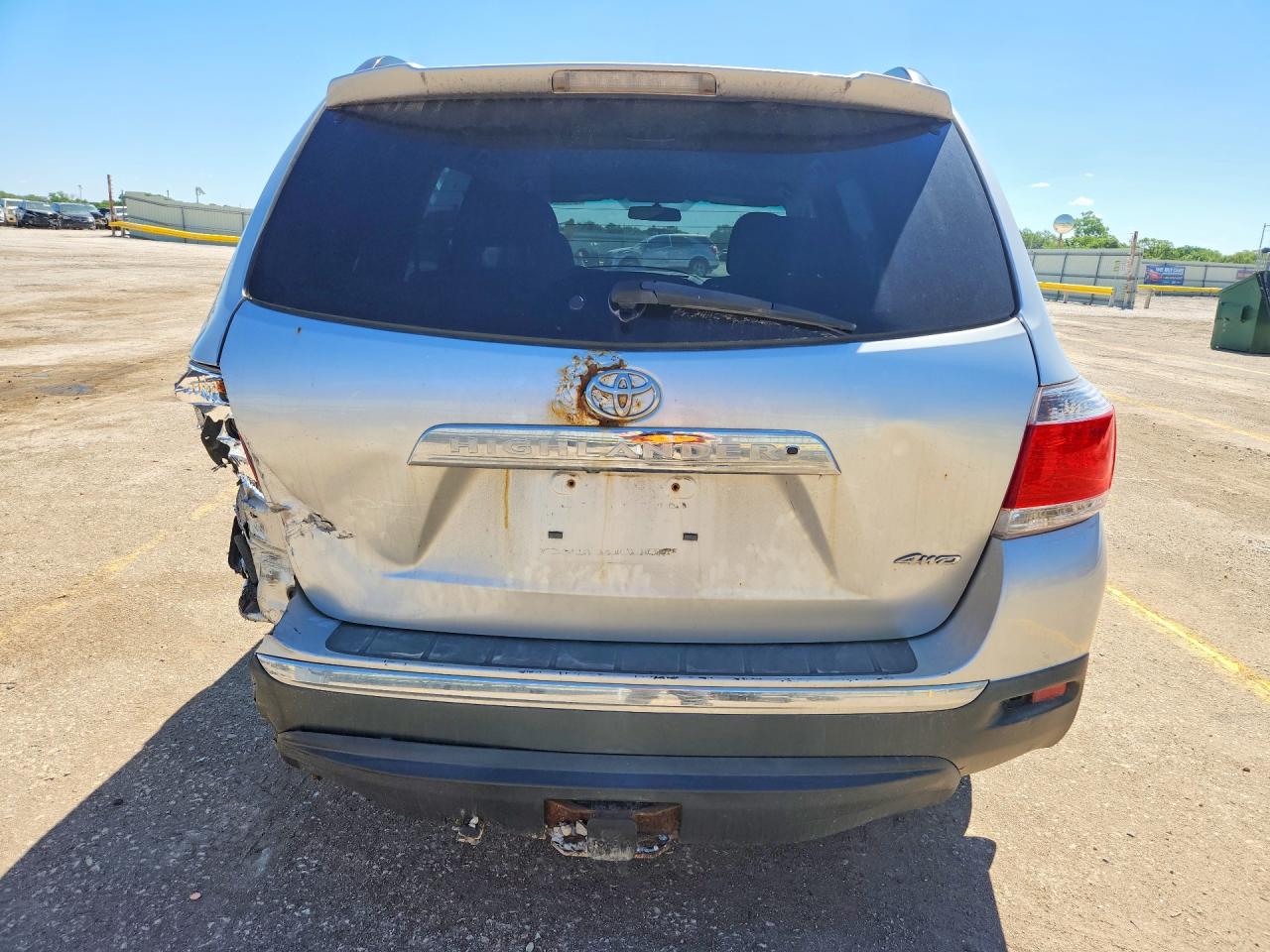 2012 Toyota Highlander Base Silver vin: 5TDBK3EH7CS154113