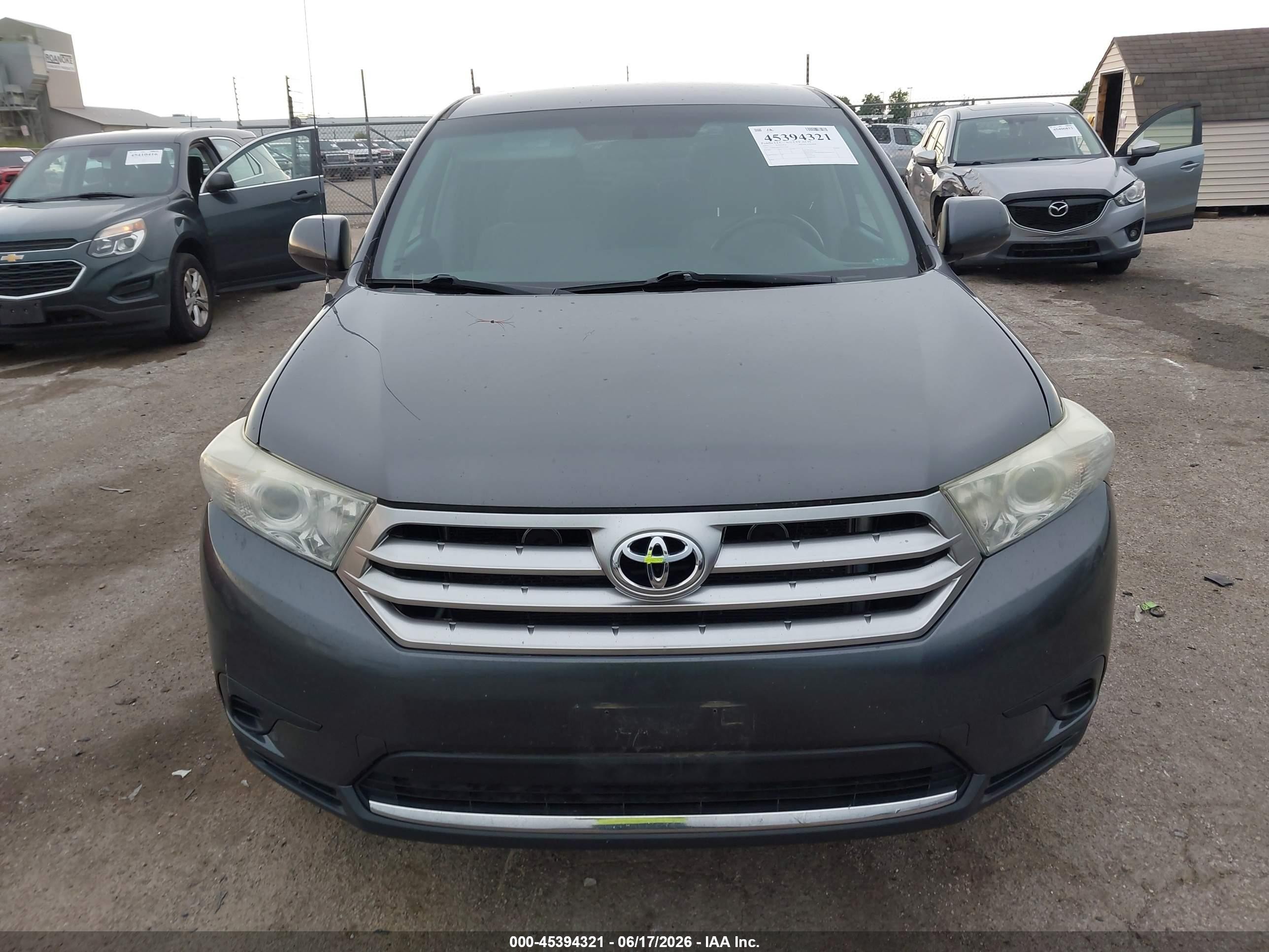 2012 Toyota Highlander Base V6 Gray vin: 5TDBK3EH7CS171302