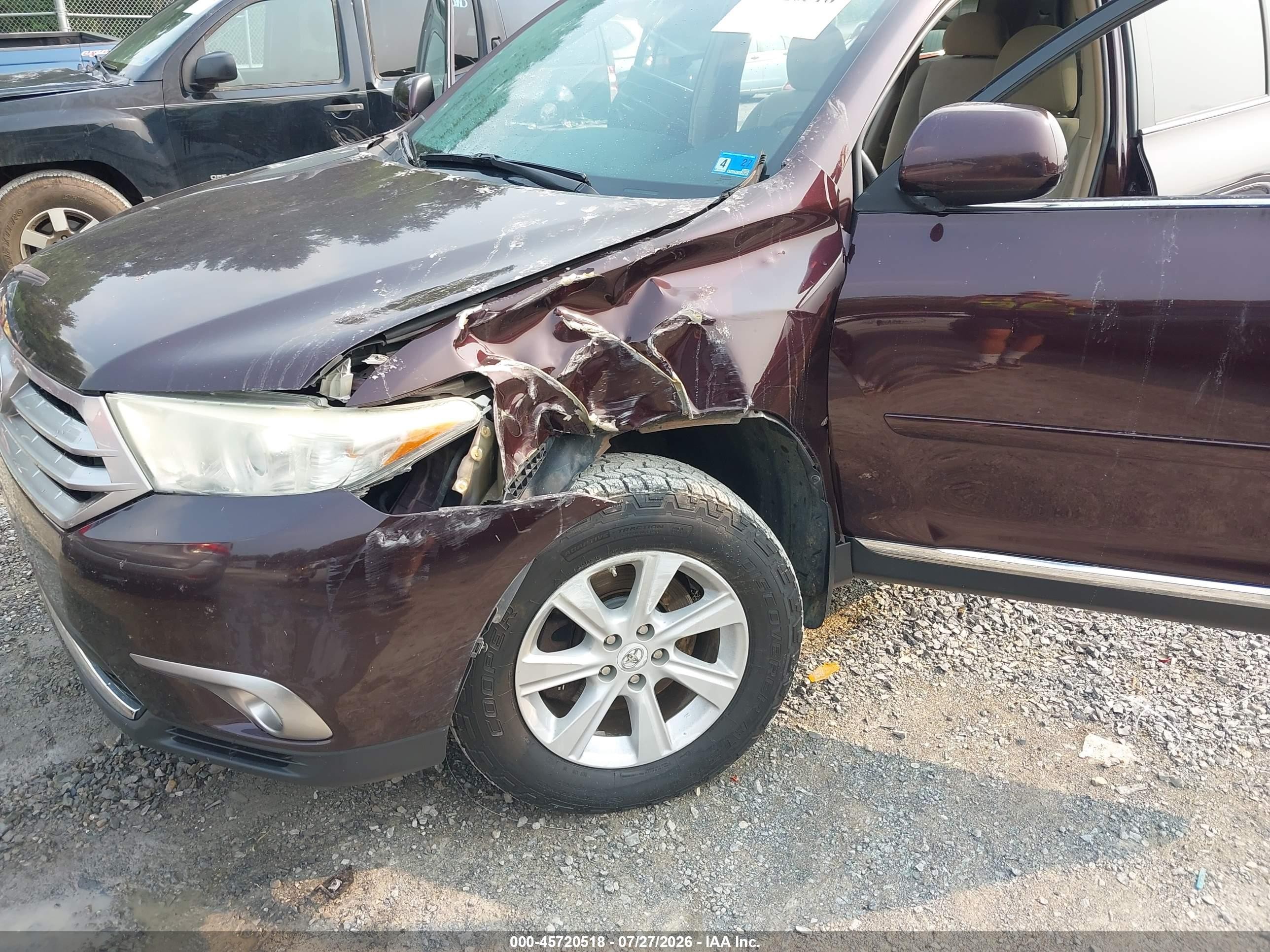 2012 Toyota Highlander Base V6 Maroon vin: 5TDBK3EH7CS171672