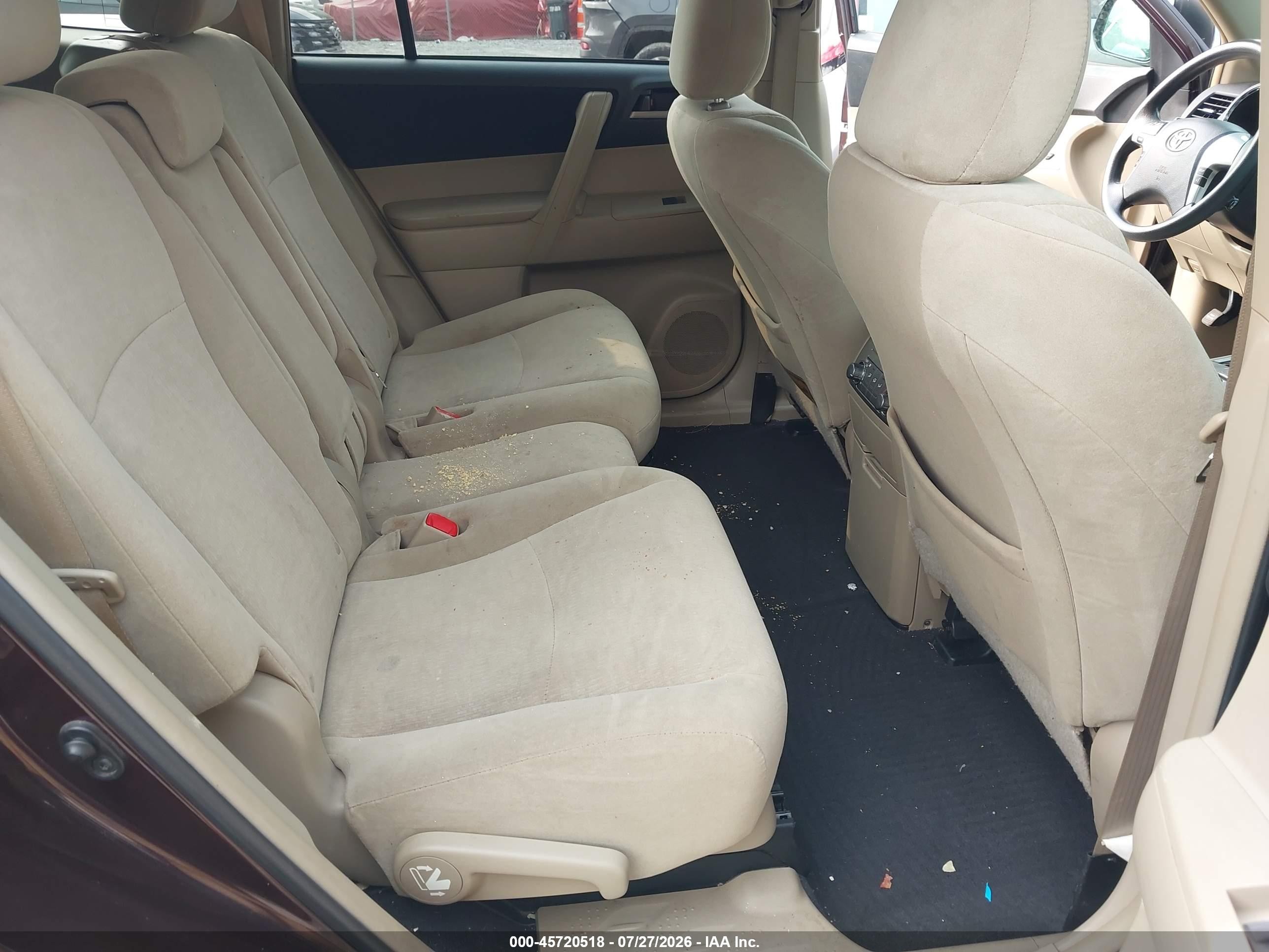 2012 Toyota Highlander Base V6 Maroon vin: 5TDBK3EH7CS171672