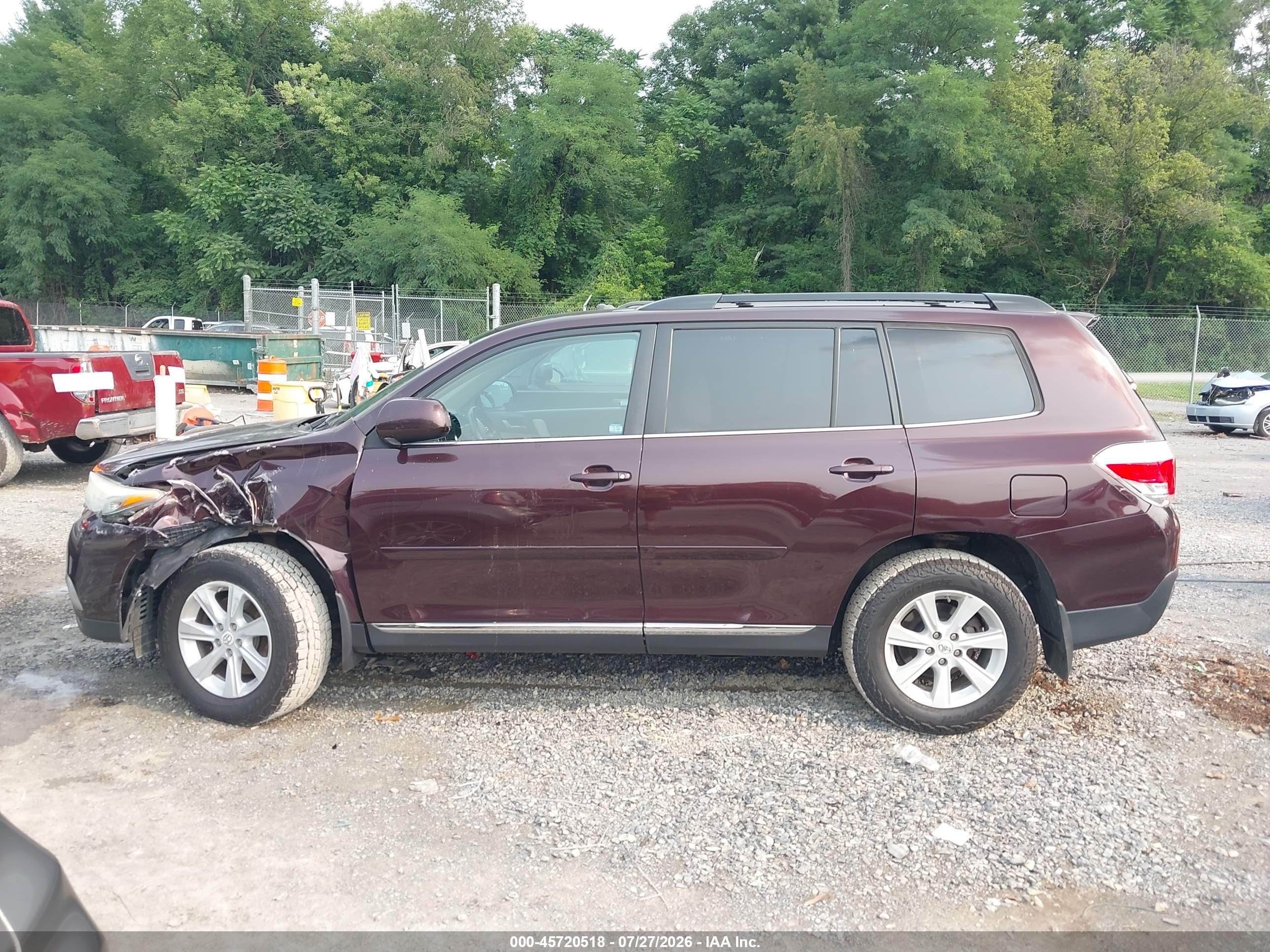 2012 Toyota Highlander Base V6 Maroon vin: 5TDBK3EH7CS171672