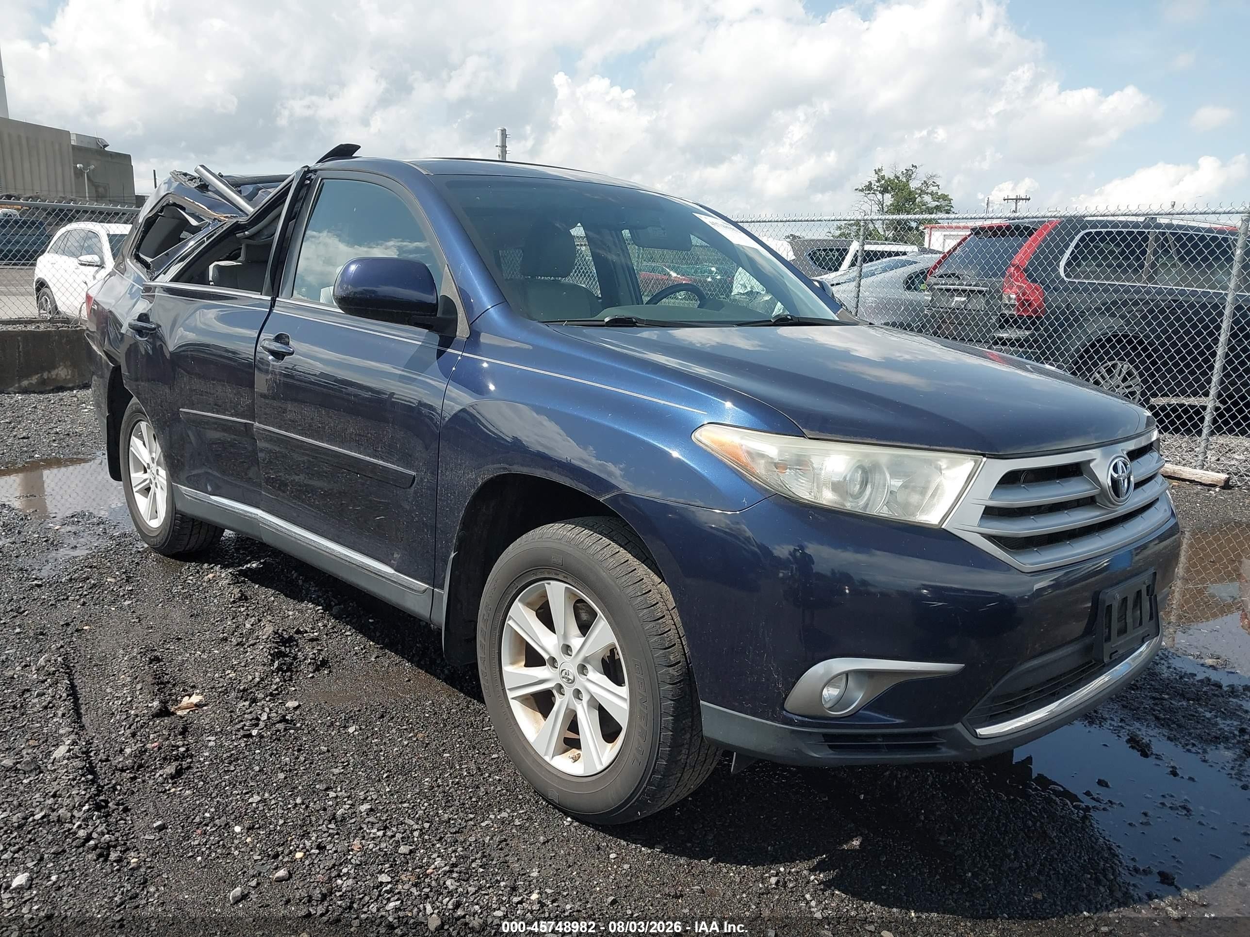 2013 Toyota Highlander Se V6 Dark Blue vin: 5TDBK3EH7DS215347