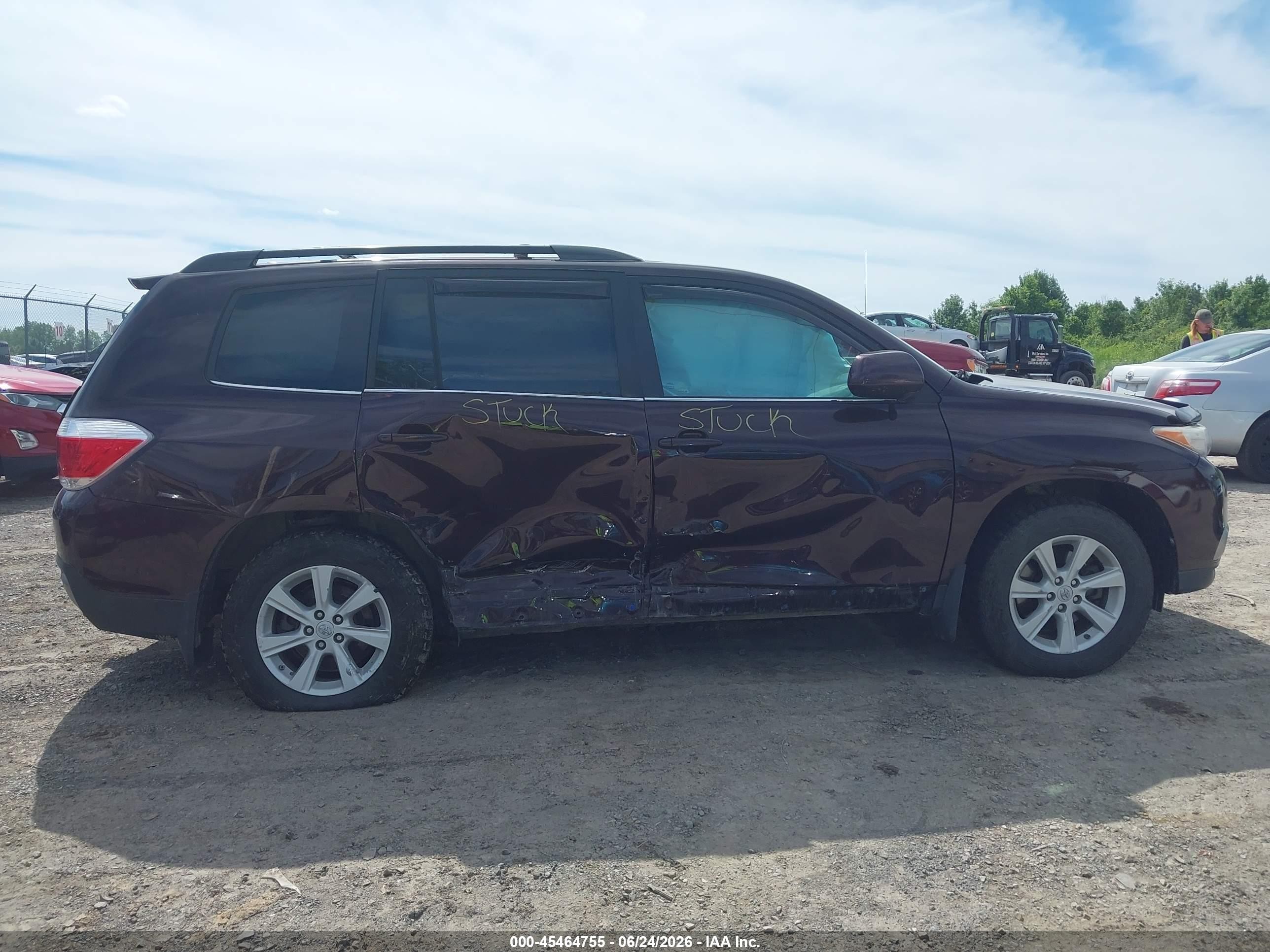 2013 Toyota Highlander Se V6 Burgundy vin: 5TDBK3EH7DS229071