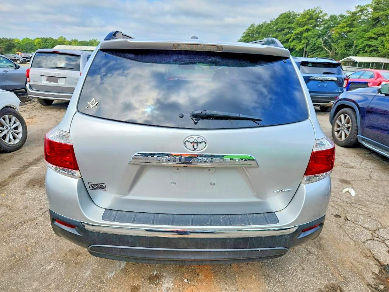 2013 Toyota Highlander Se Silver vin: 5TDBK3EH7DS233203