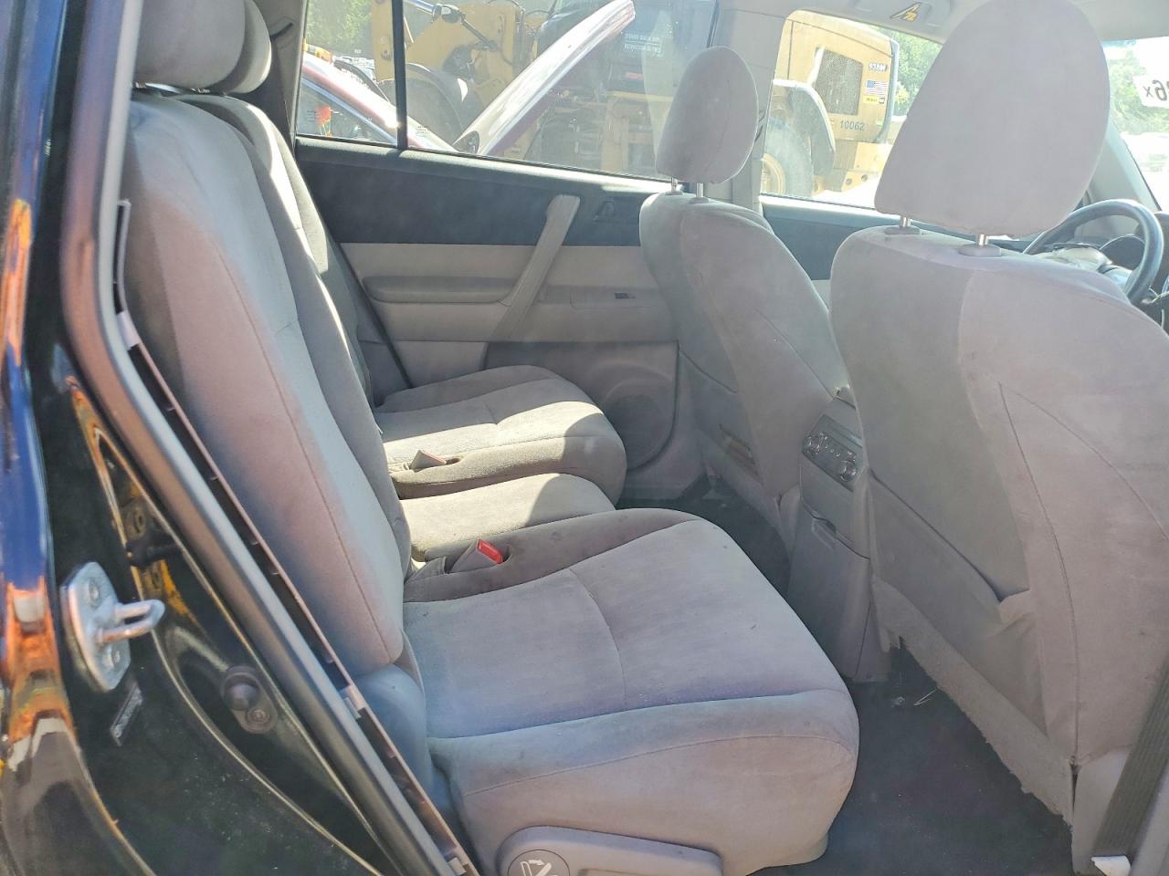 2013 Toyota Highlander Base Black vin: 5TDBK3EH7DS254794