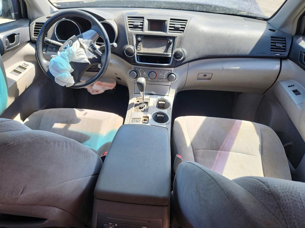2013 Toyota Highlander Base Purple vin: 5TDBK3EH7DS270316