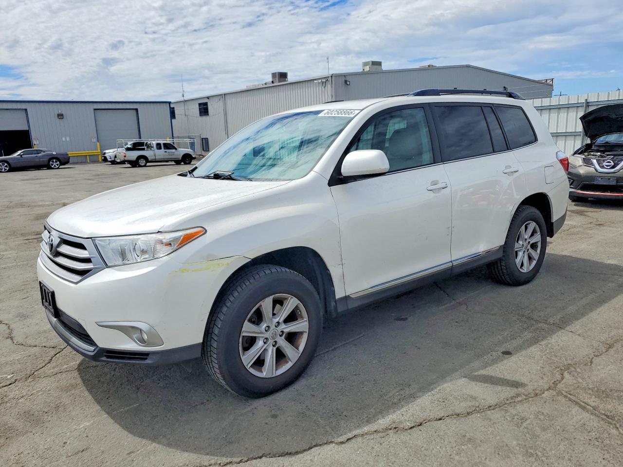 2013 Toyota Highlander Se White vin: 5TDBK3EH7DS271756