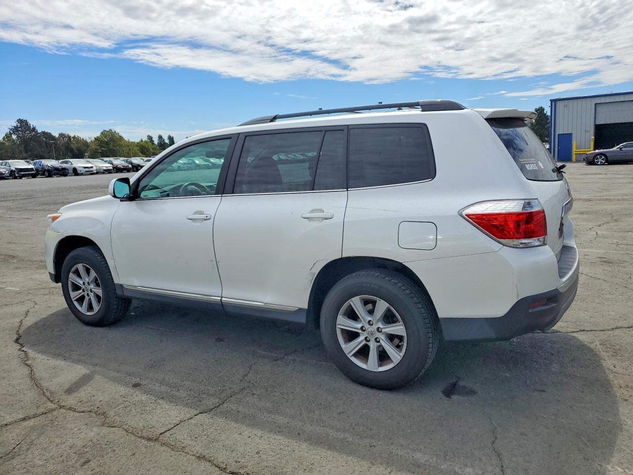 2013 Toyota Highlander Se White vin: 5TDBK3EH7DS271756