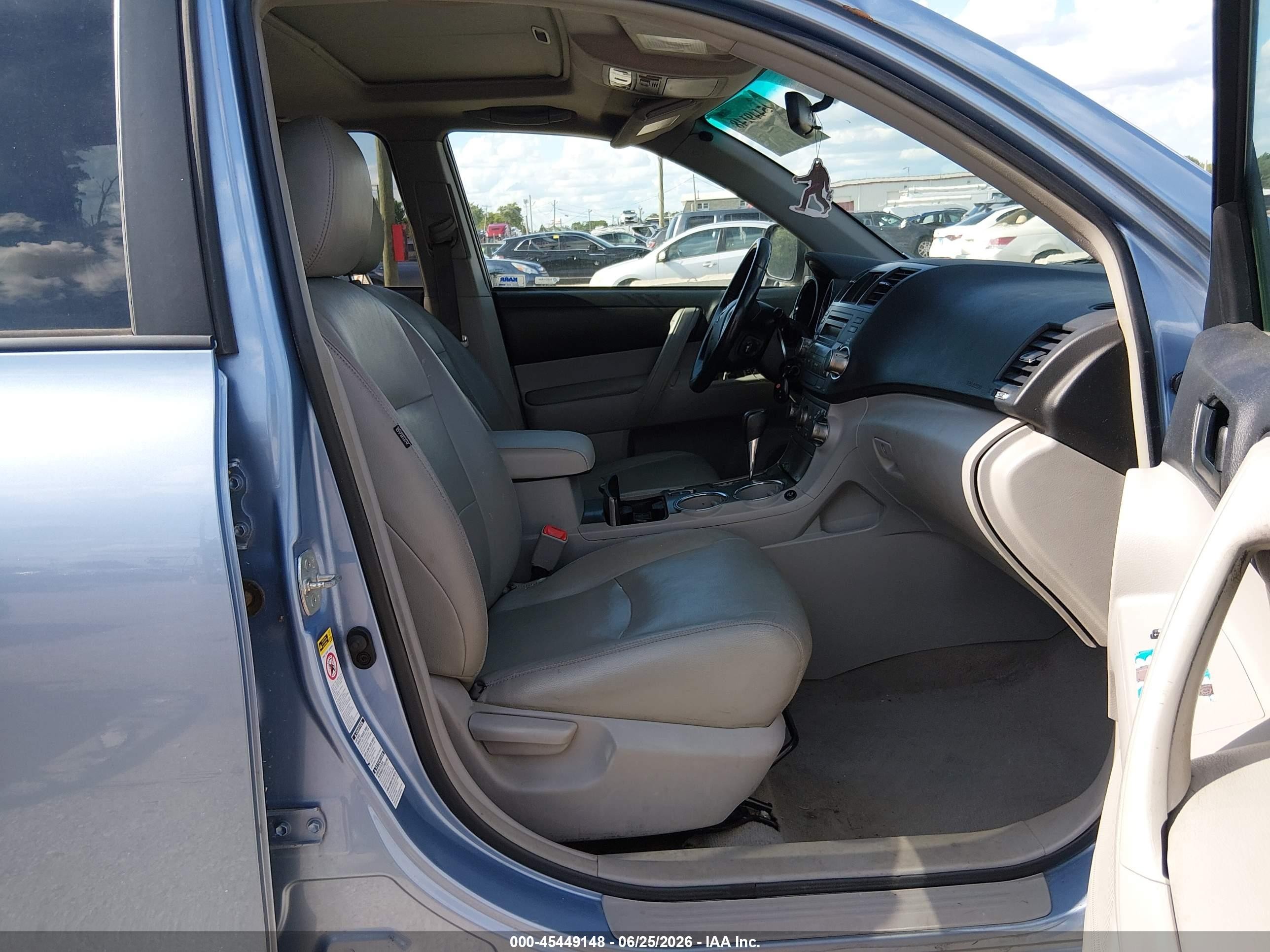 2010 Toyota Highlander Base V6 Blue vin: 5TDBK3EH8AS015069