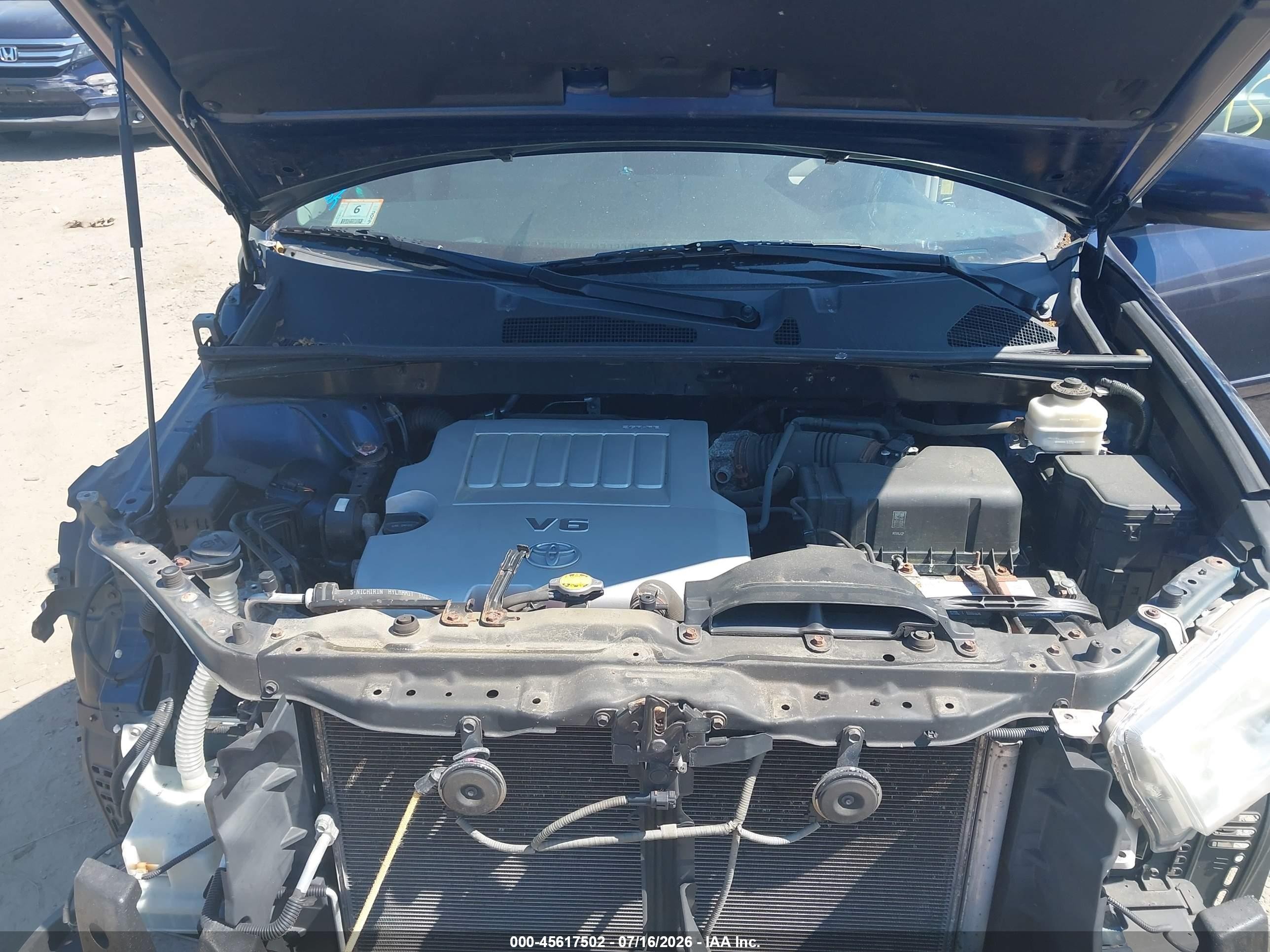 2011 Toyota Highlander Base V6 Blue vin: 5TDBK3EH8BS045206