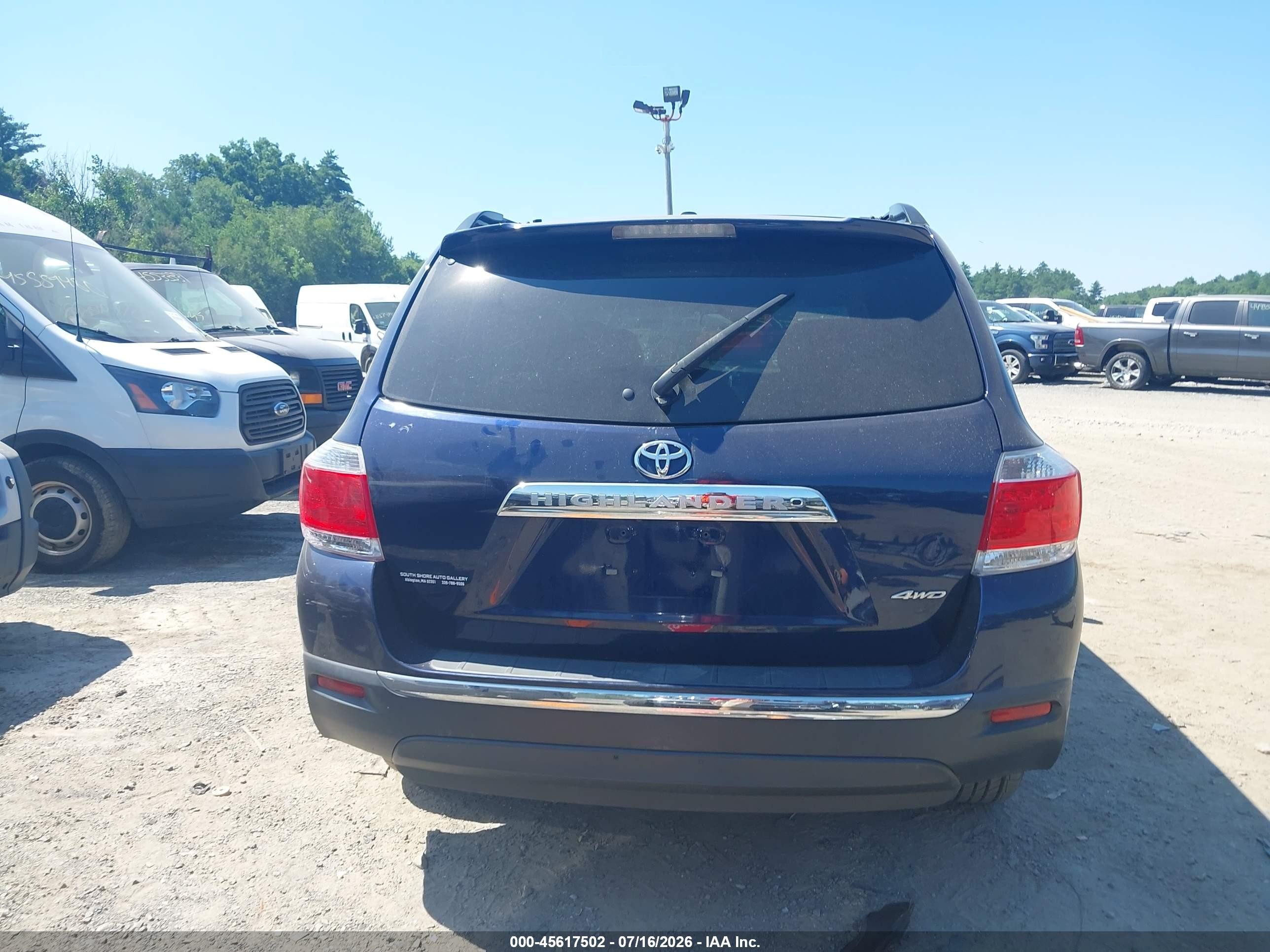 2011 Toyota Highlander Base V6 Blue vin: 5TDBK3EH8BS045206