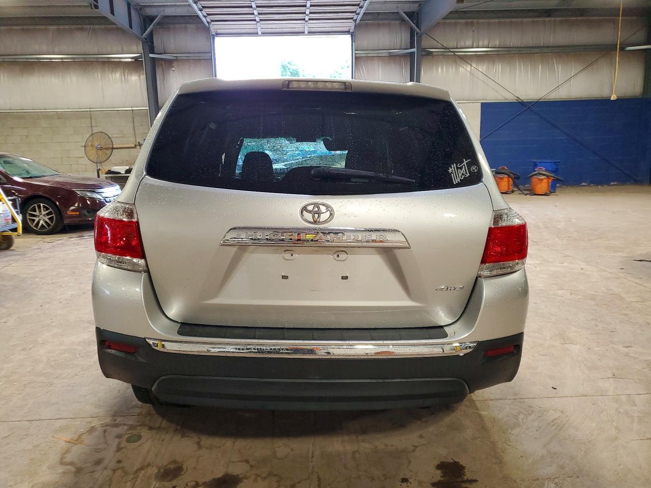 2011 Toyota Highlander Base Gray vin: 5TDBK3EH8BS053886