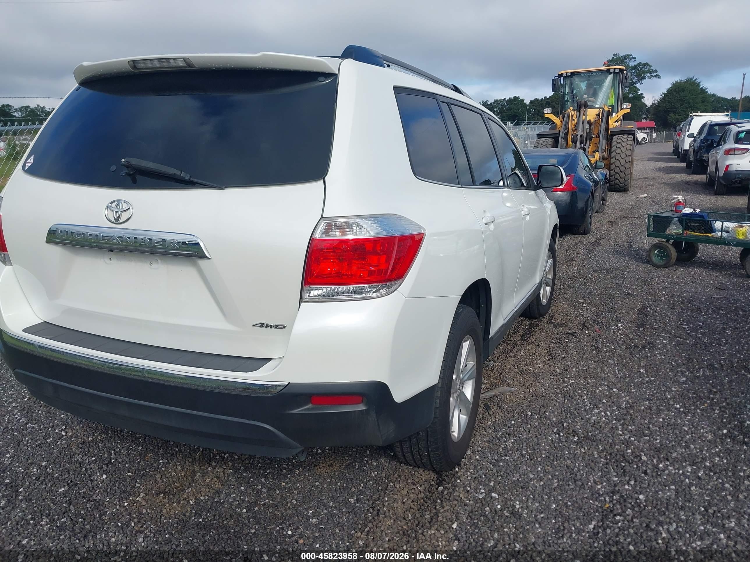 2011 Toyota Highlander Se V6 White vin: 5TDBK3EH8BS067948