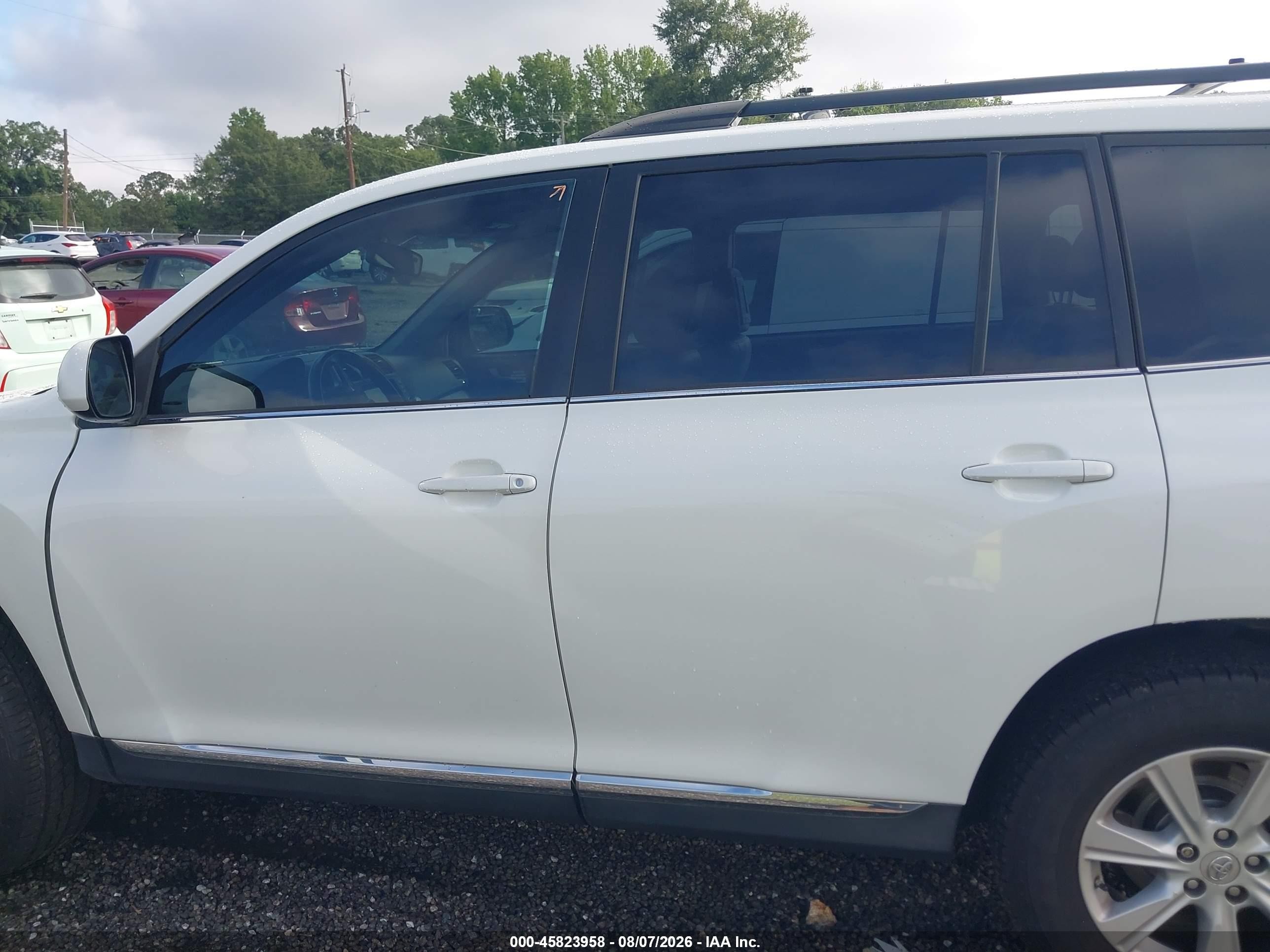 2011 Toyota Highlander Se V6 White vin: 5TDBK3EH8BS067948