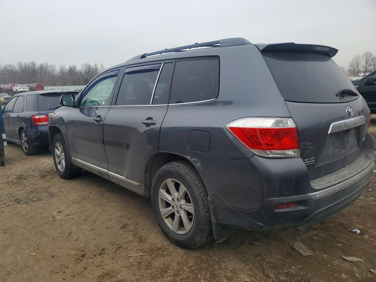 2011 Toyota Highlander Base Серый vin: 5TDBK3EH8BS069697