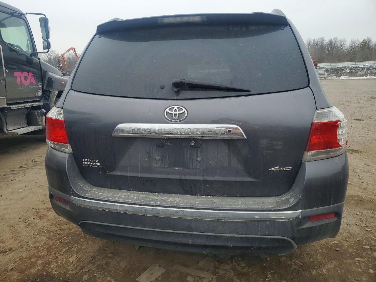 2011 Toyota Highlander Base Серый vin: 5TDBK3EH8BS069697