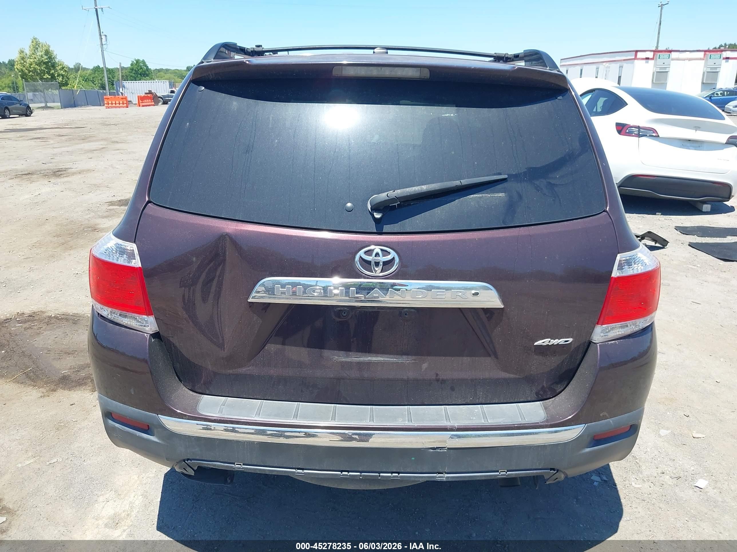 2011 Toyota Highlander Se V6 Burgundy vin: 5TDBK3EH8BS070770