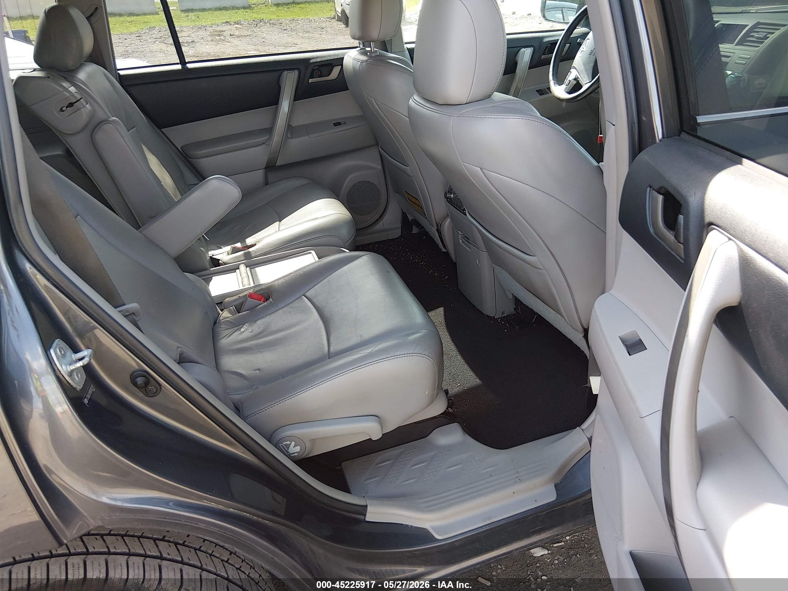 2011 Toyota Highlander Se V6 Gray vin: 5TDBK3EH8BS087973