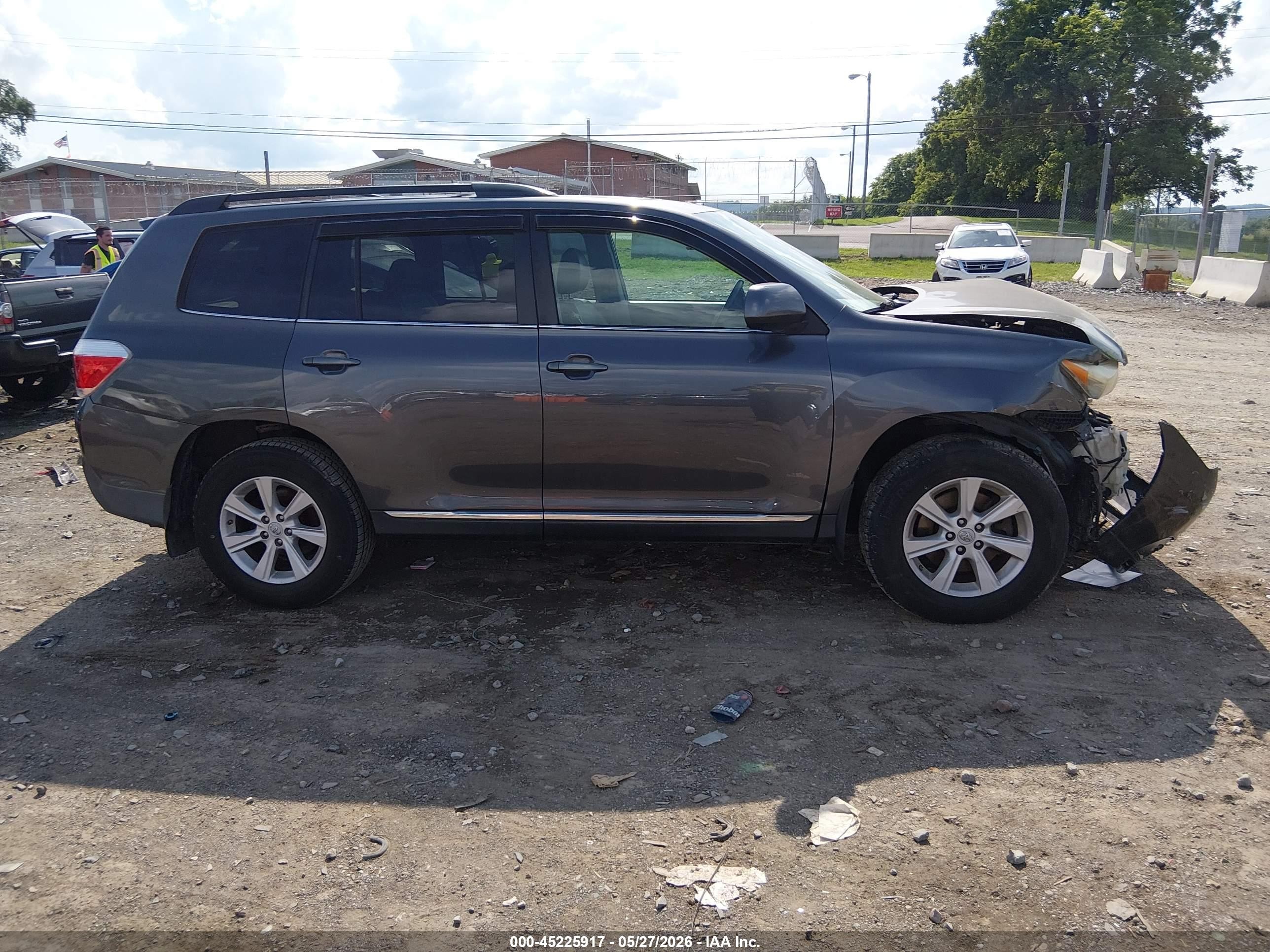 2011 Toyota Highlander Se V6 Gray vin: 5TDBK3EH8BS087973