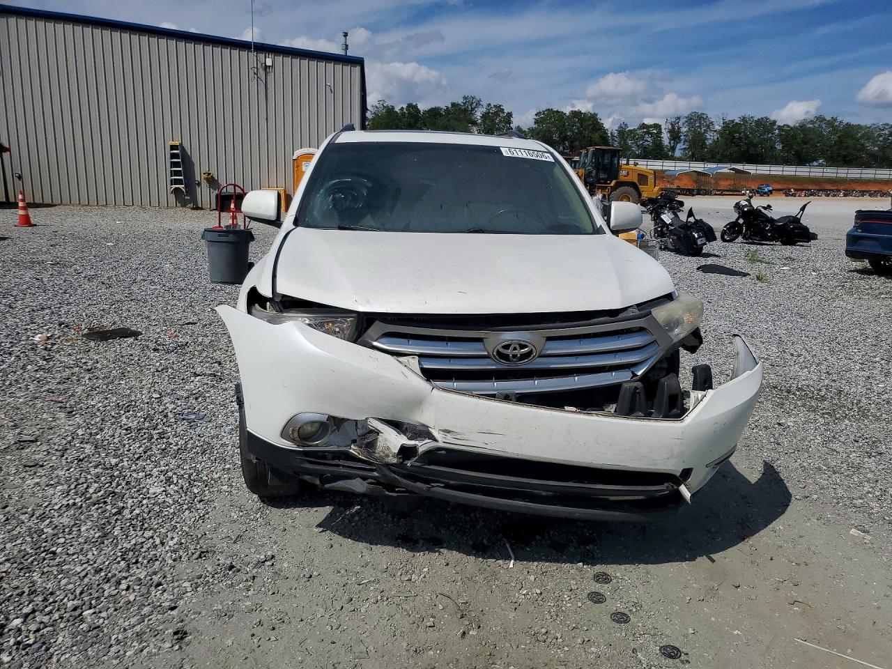 2012 Toyota Highlander Se White vin: 5TDBK3EH8CS117622