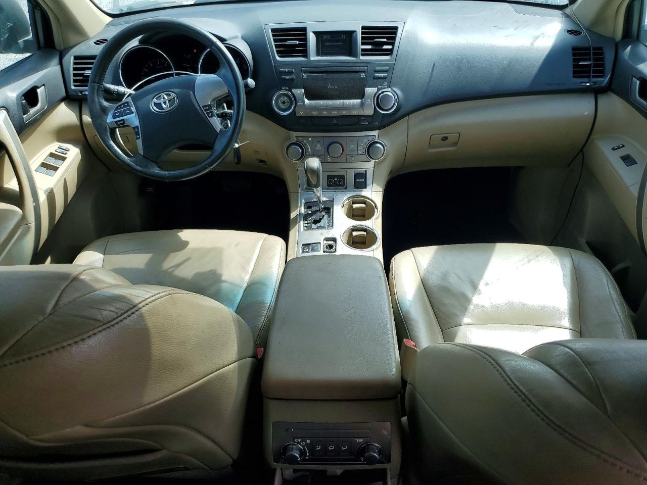 2012 Toyota Highlander Se White vin: 5TDBK3EH8CS117622