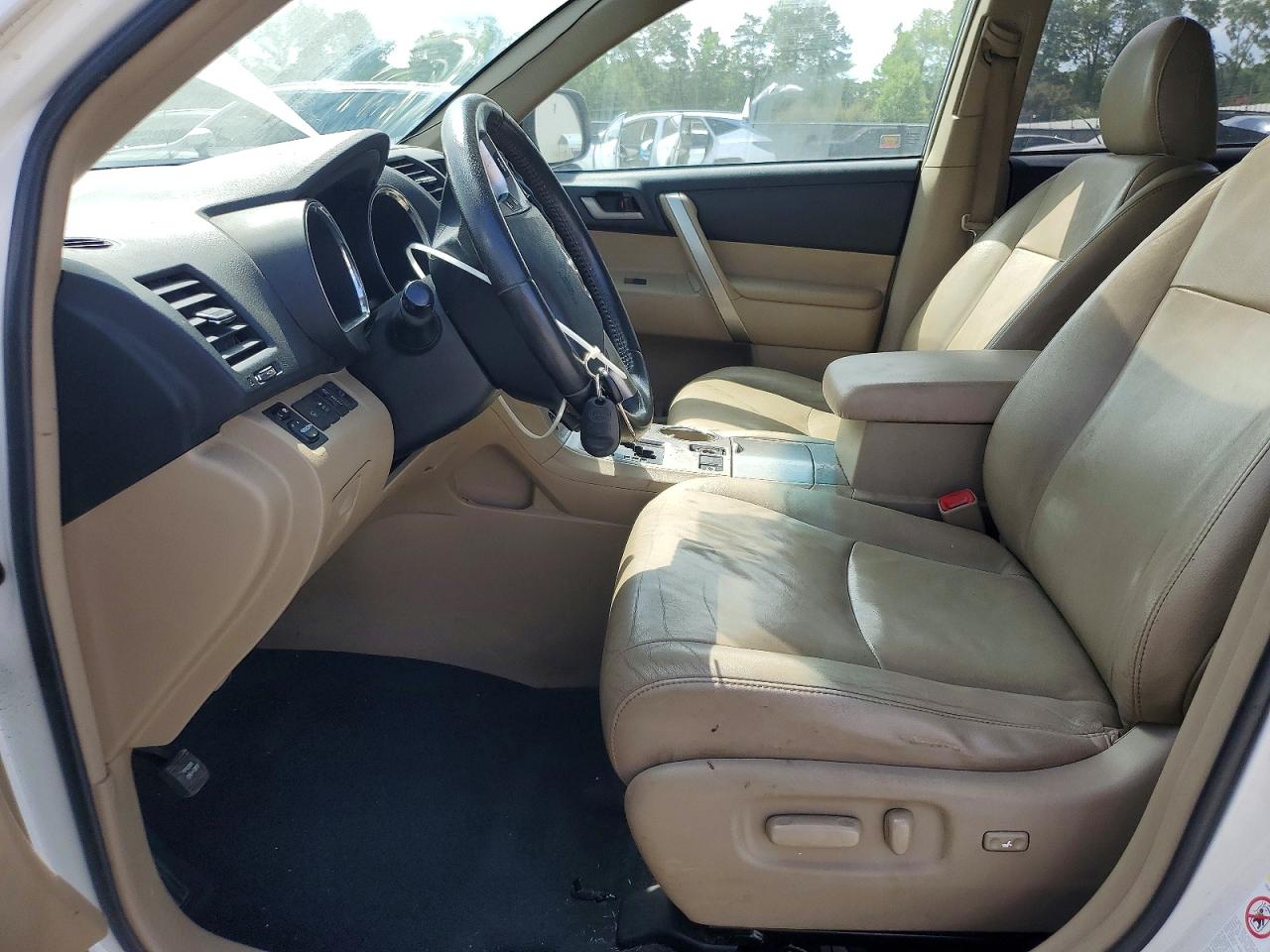 2012 Toyota Highlander Se White vin: 5TDBK3EH8CS117622