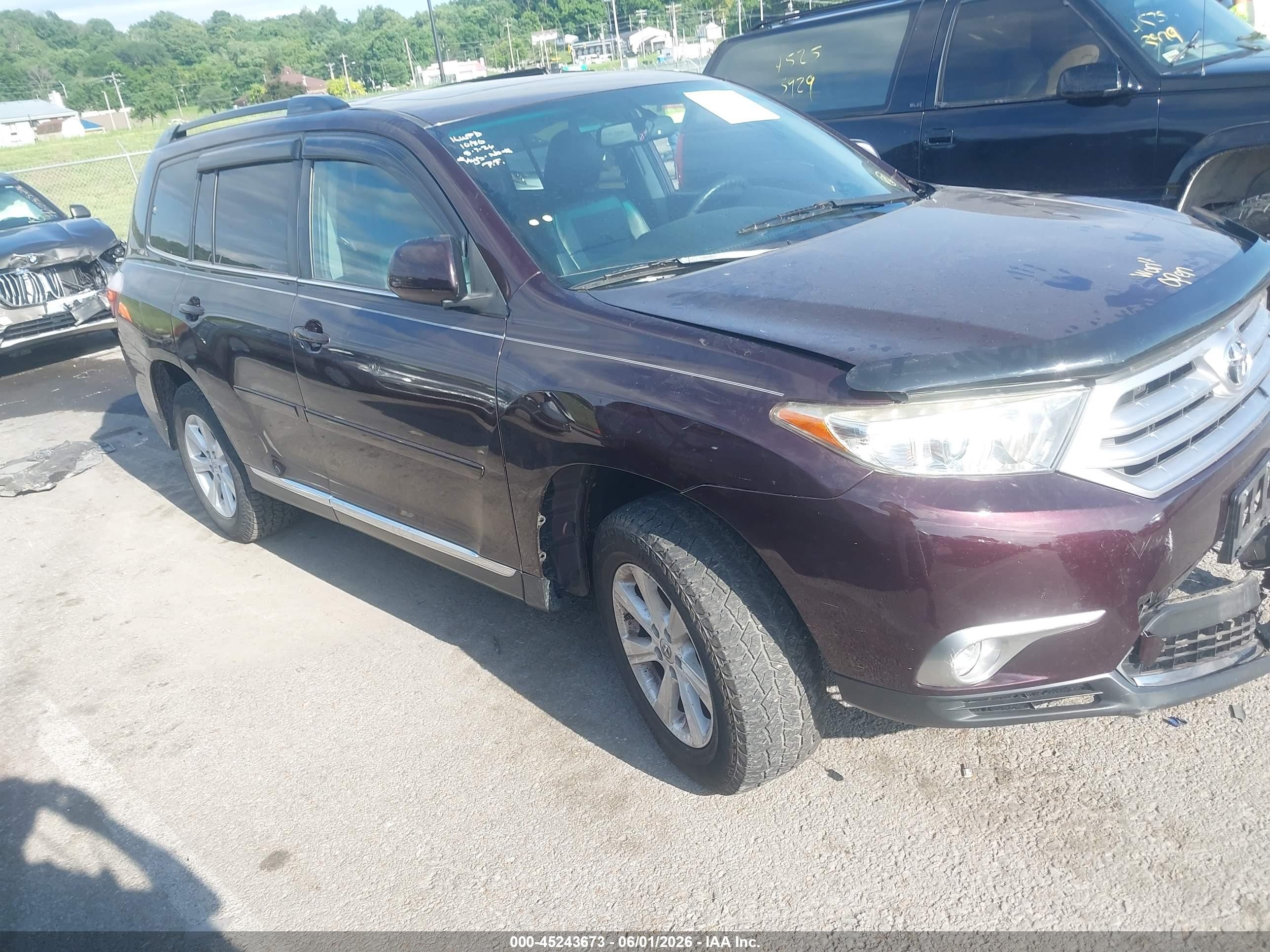 2012 Toyota Highlander Se V6 Бордовый vin: 5TDBK3EH8CS133402