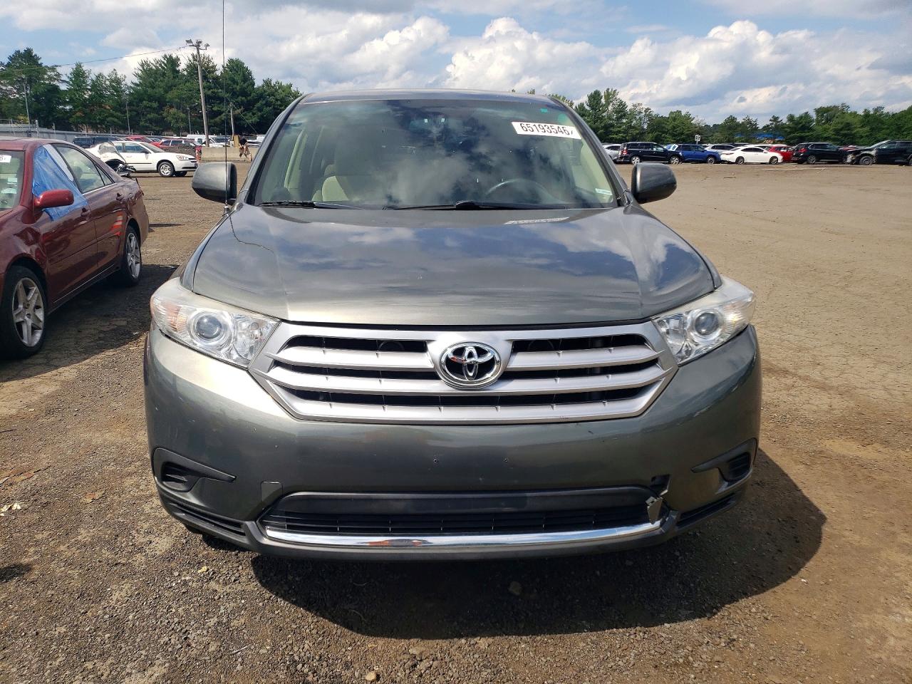 2012 Toyota Highlander Base Charcoal vin: 5TDBK3EH8CS144142