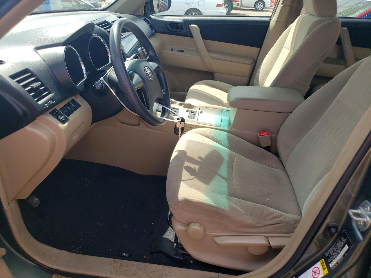2012 Toyota Highlander Base Charcoal vin: 5TDBK3EH8CS144142