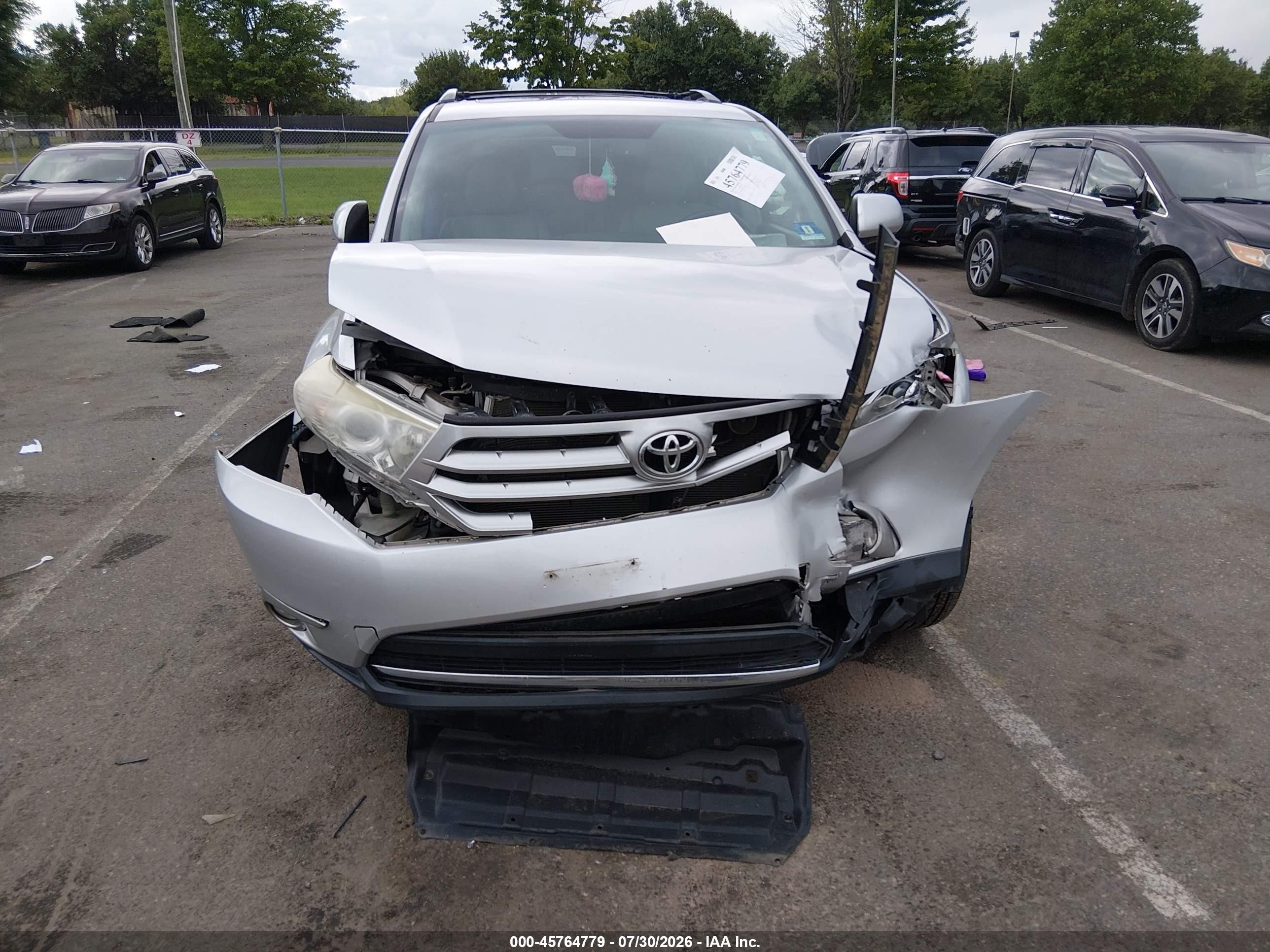 2012 Toyota Highlander Se Серый vin: 5TDBK3EH8CS145825
