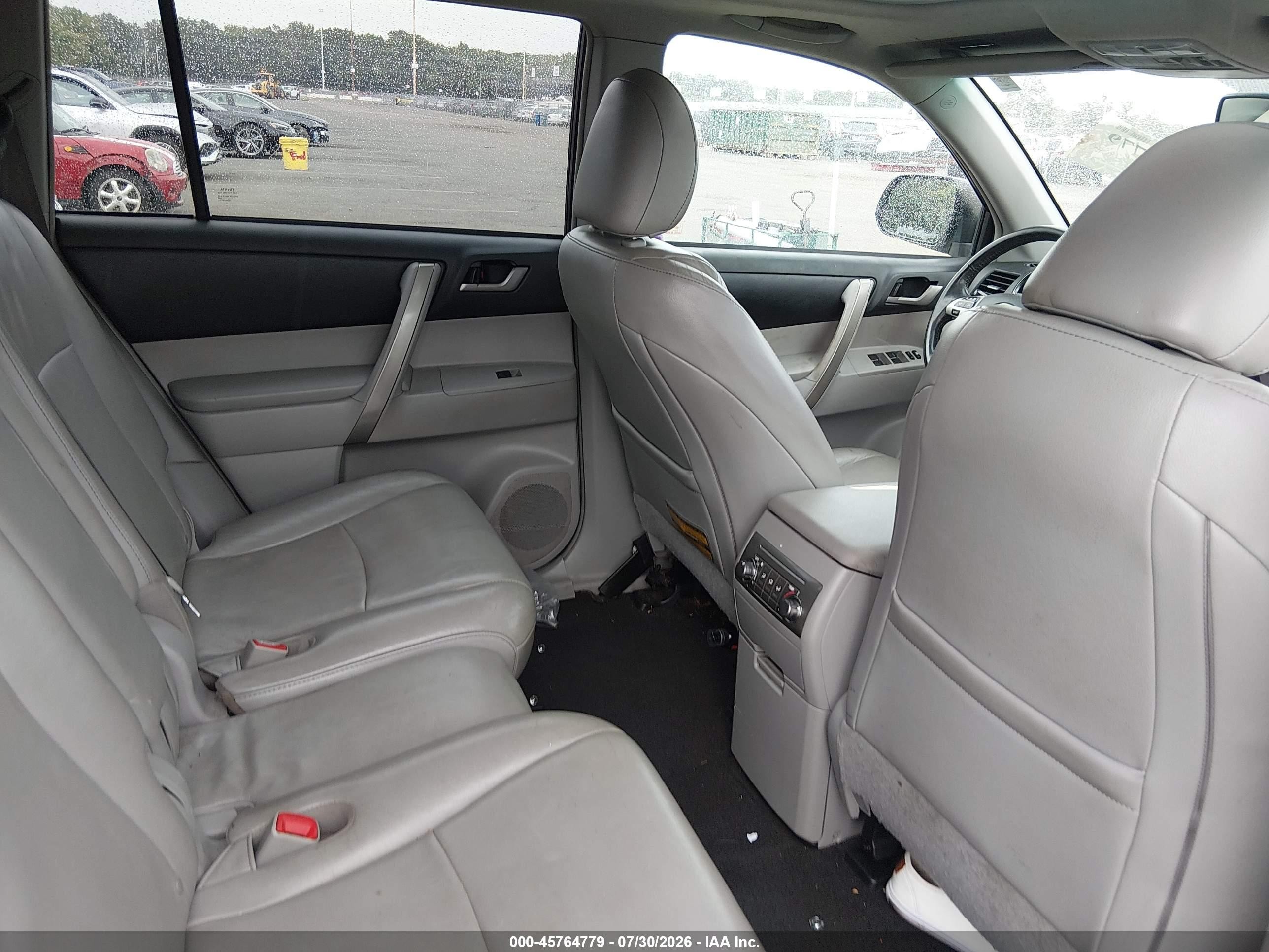 2012 Toyota Highlander Se Серый vin: 5TDBK3EH8CS145825