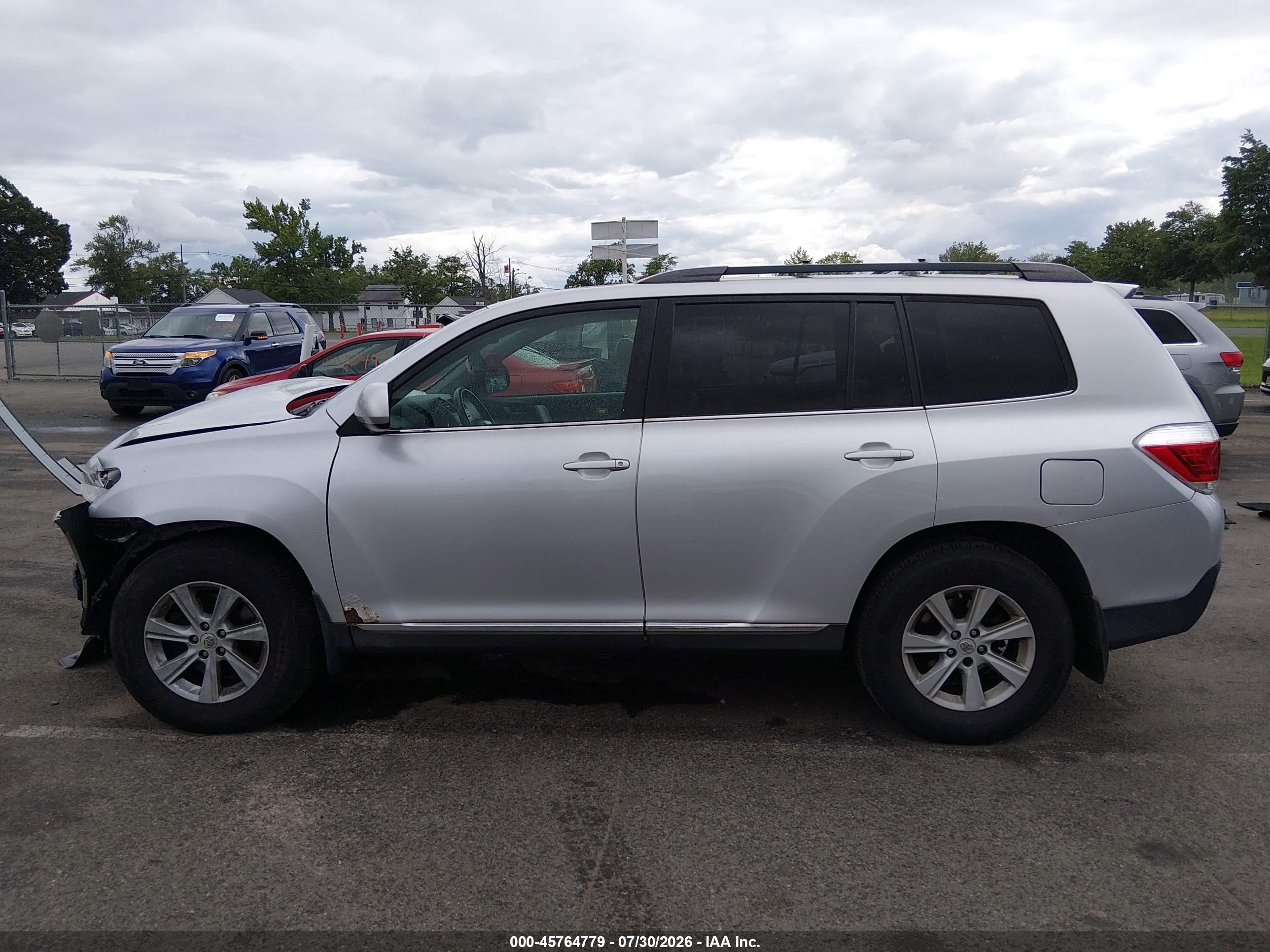 2012 Toyota Highlander Se Серый vin: 5TDBK3EH8CS145825