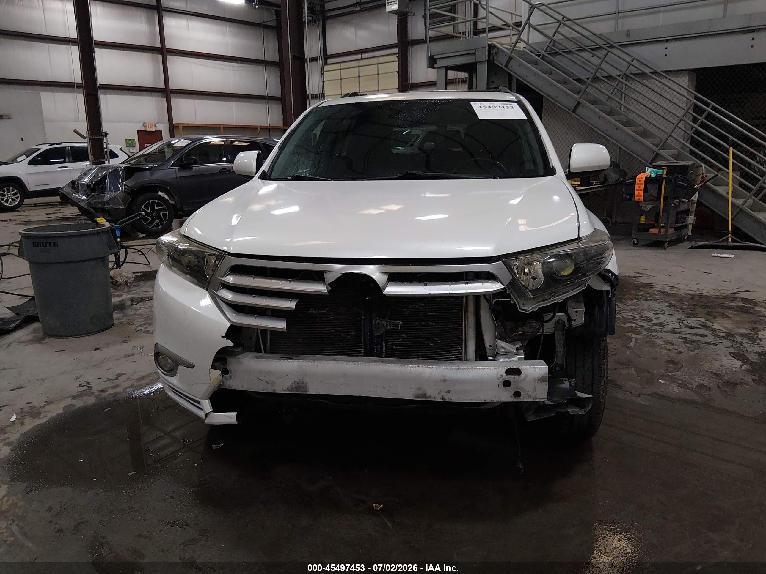 2012 Toyota Highlander Se V6 White vin: 5TDBK3EH8CS151172