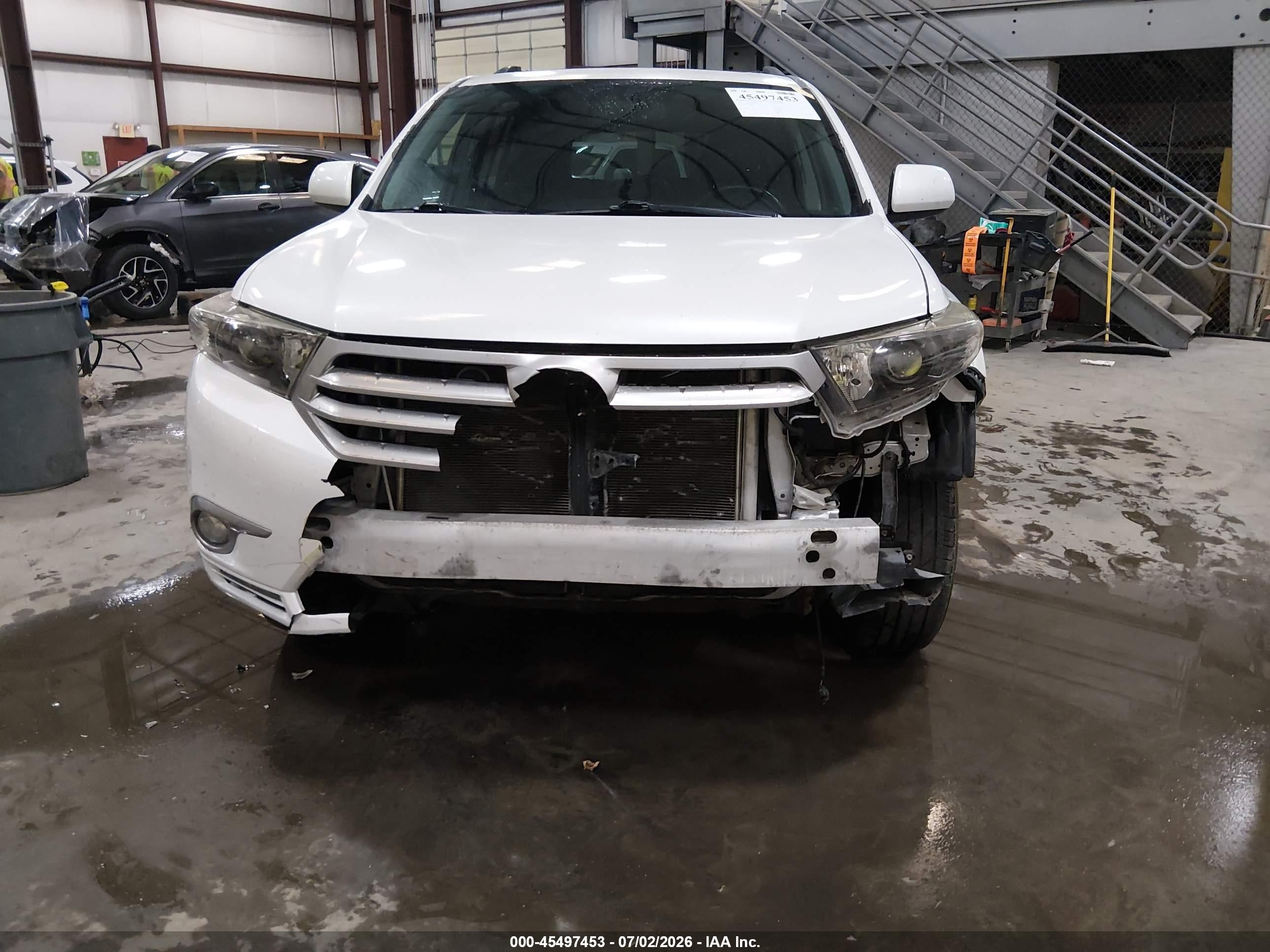 2012 Toyota Highlander Se V6 White vin: 5TDBK3EH8CS151172