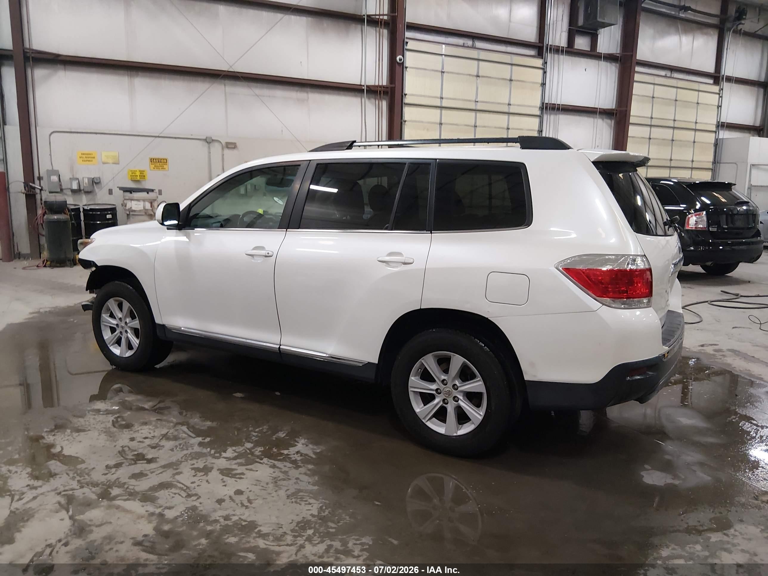 2012 Toyota Highlander Se V6 White vin: 5TDBK3EH8CS151172