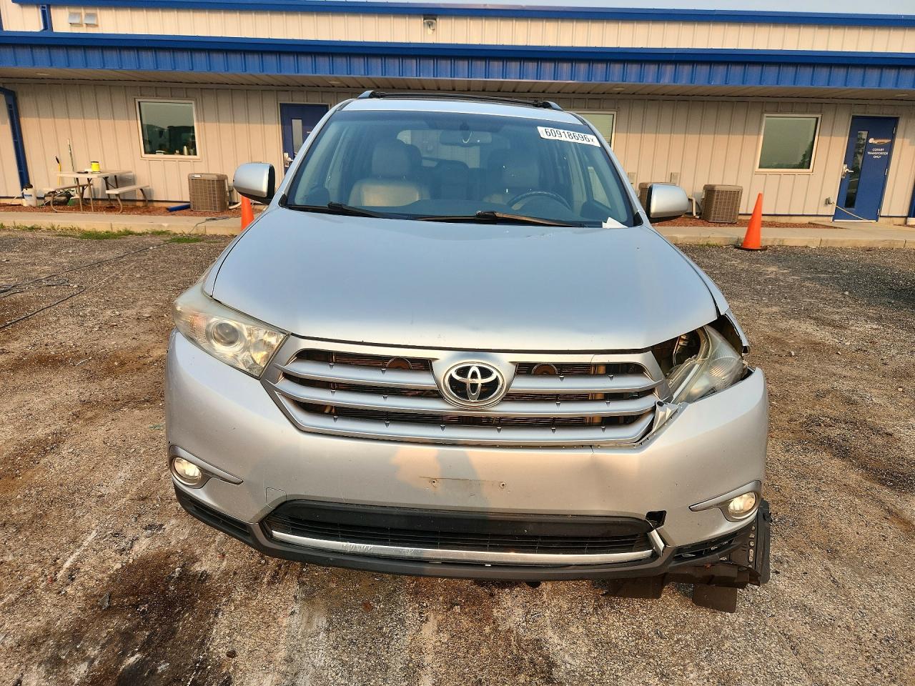 2012 Toyota Highlander Se Серебряный vin: 5TDBK3EH8CS156839