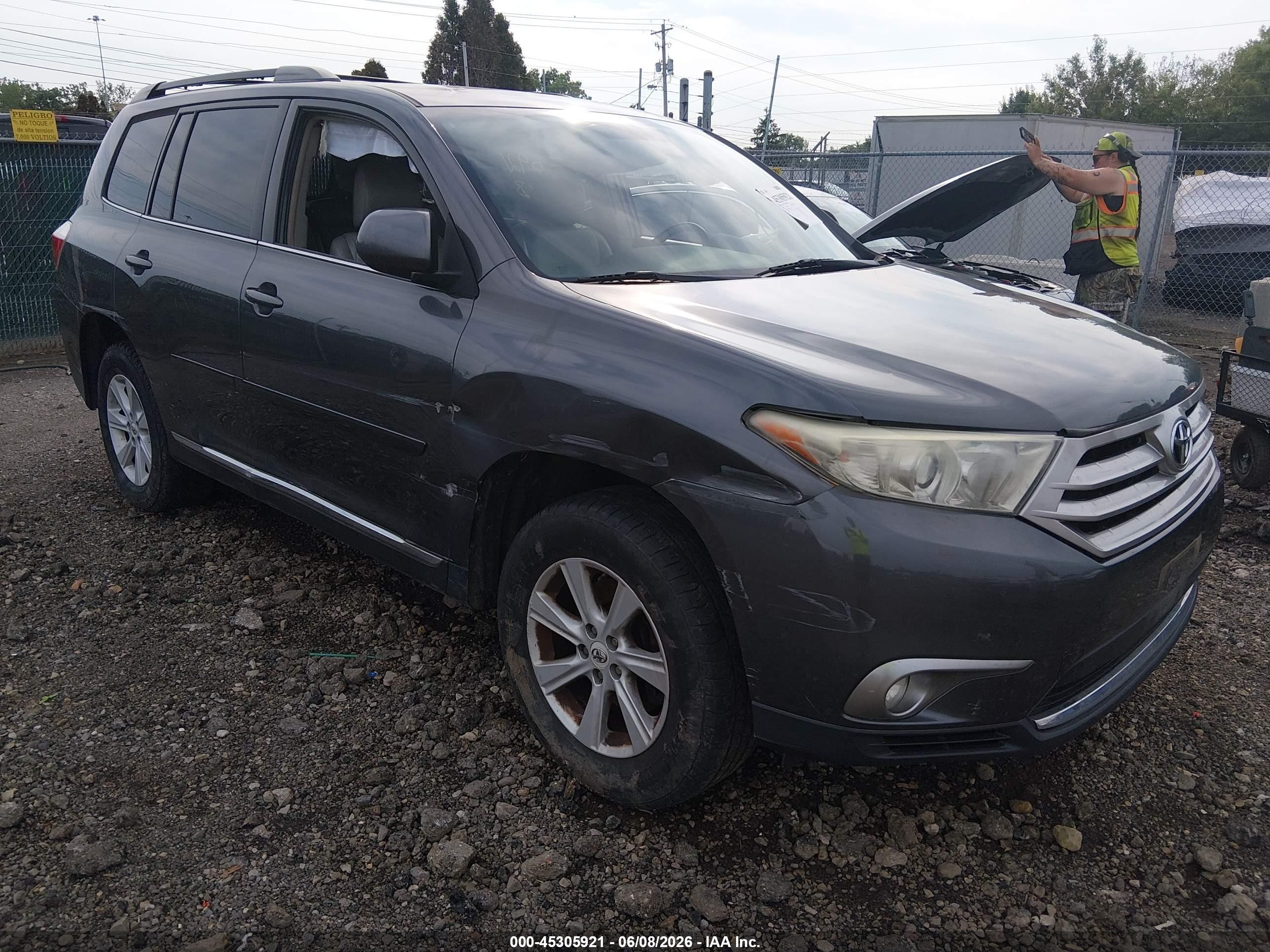 2013 Toyota Highlander Se V6 Gray vin: 5TDBK3EH8DS186389