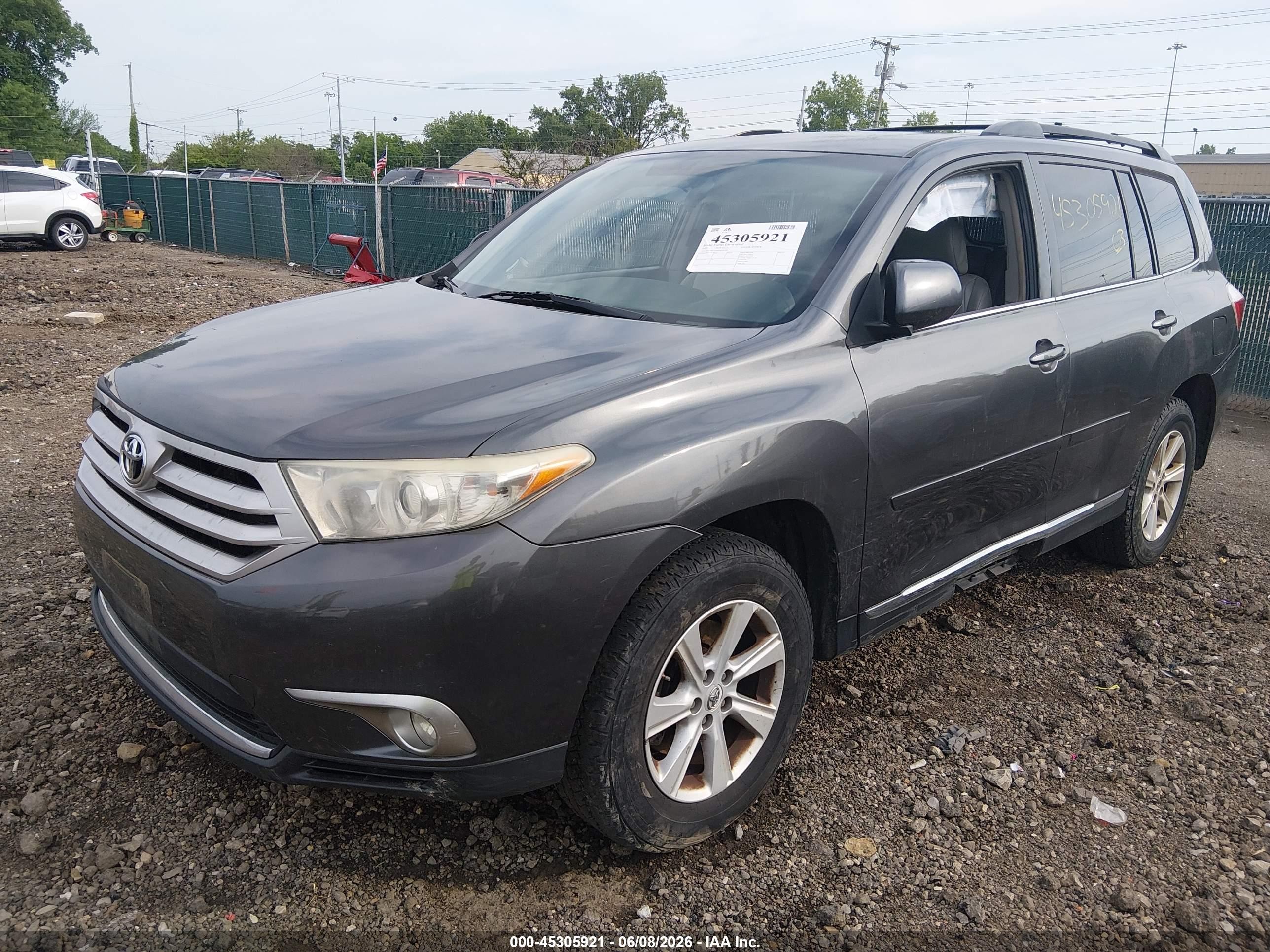 2013 Toyota Highlander Se V6 Gray vin: 5TDBK3EH8DS186389