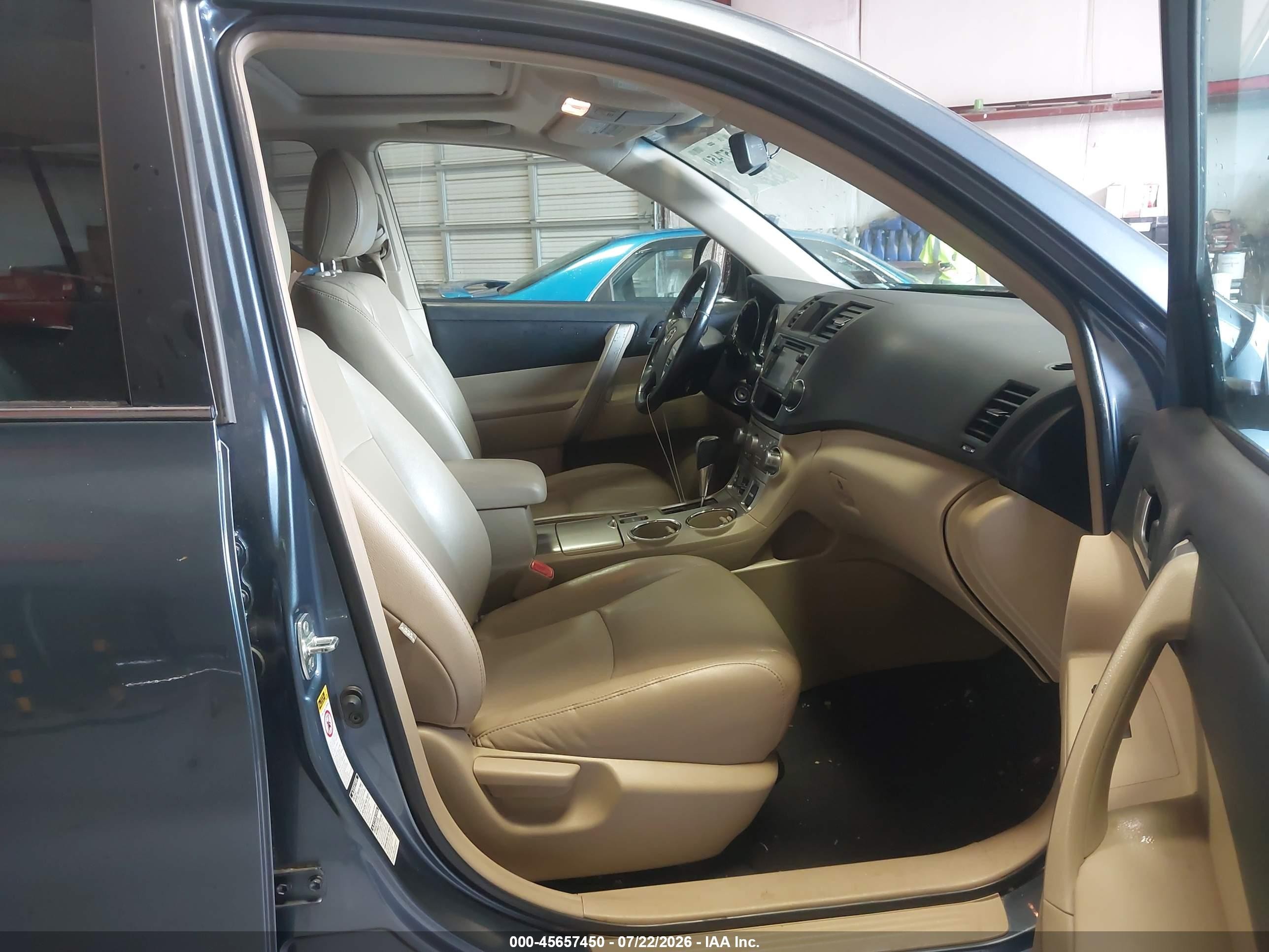 2013 Toyota Highlander Se V6 Blue vin: 5TDBK3EH8DS191155